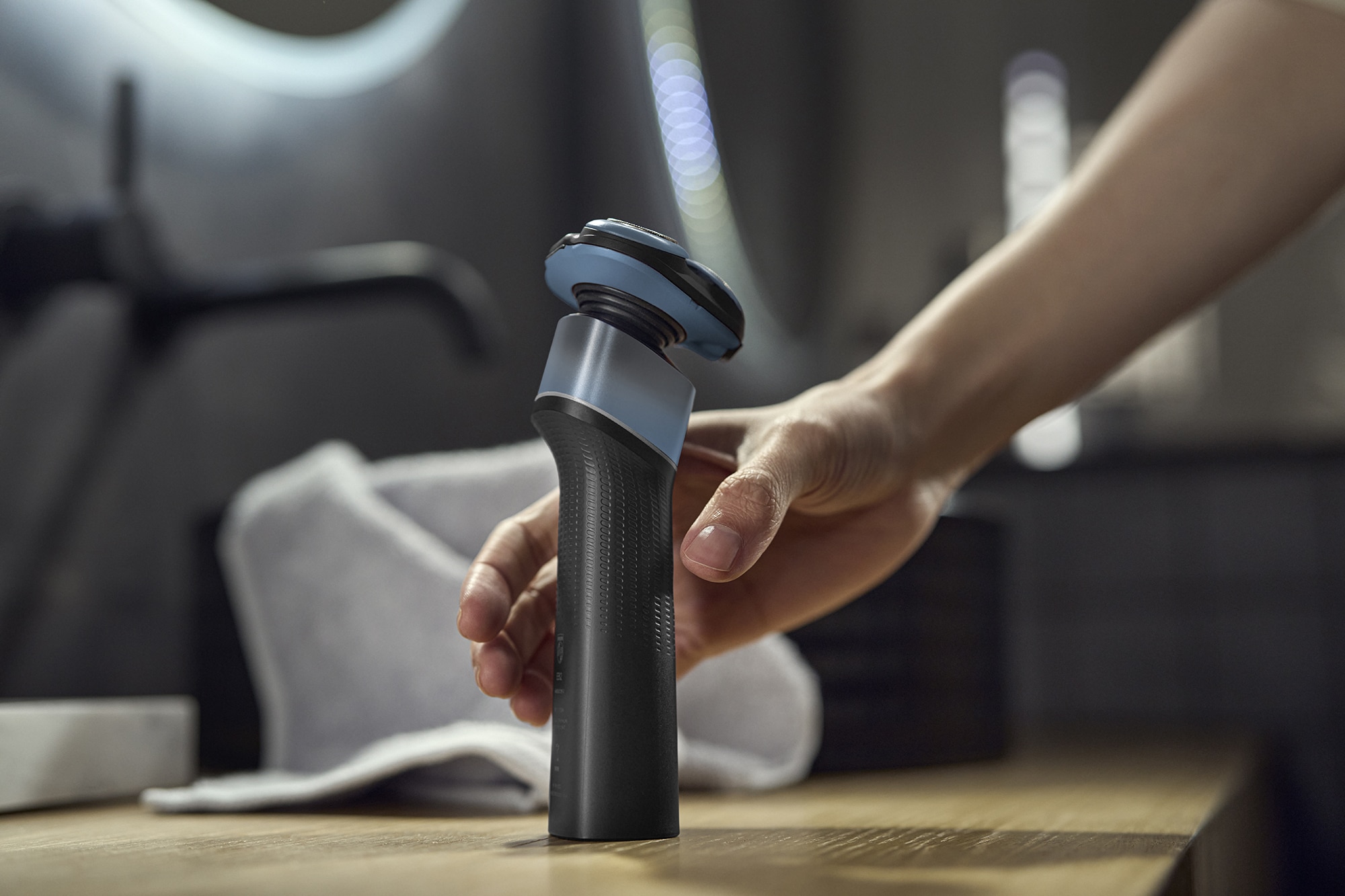 Afeitadora eléctrica Philips Serie 5000X, máquina de afeitar hombre en seco y mojado, 50 min autonomía, uso en seco y mojado 8