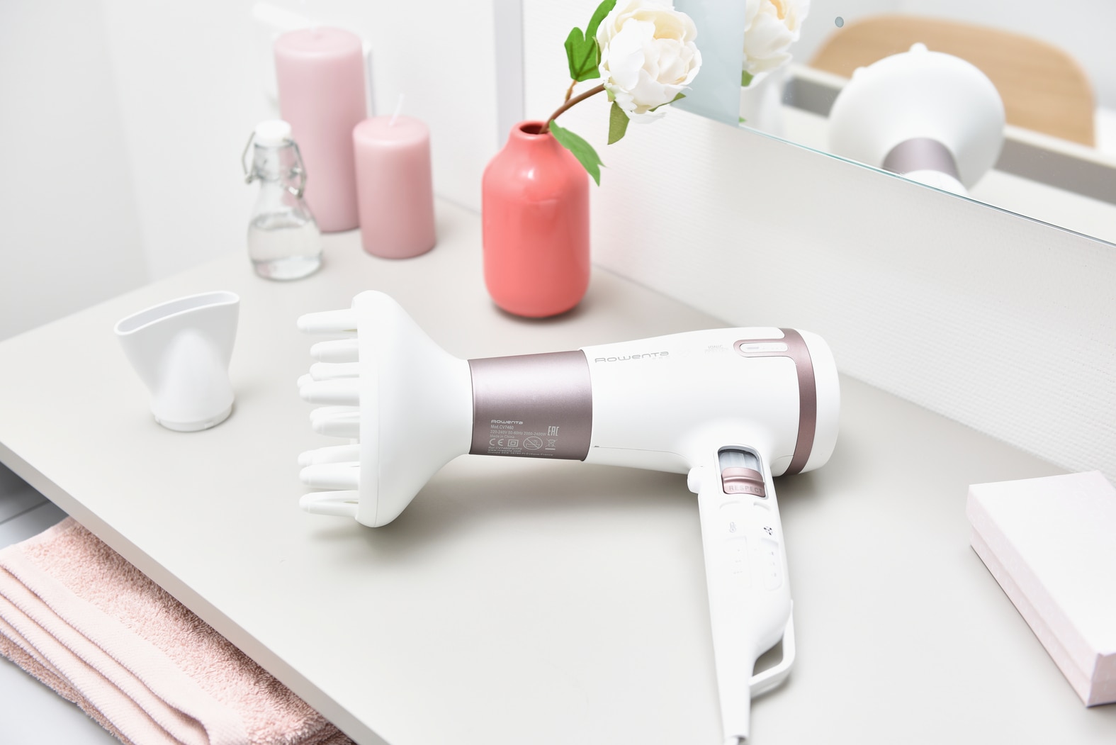 Secador Rowenta CV7460 Premium Care Pro con recubrimiento de Cashmere Keratin y aceite de argán 5