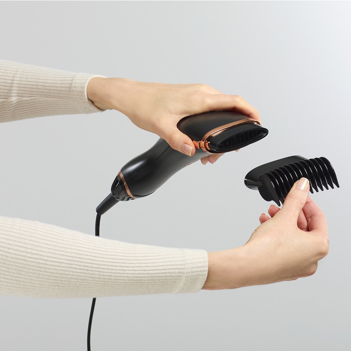 Secador de pelo Rowenta Air motion con efecto Coanda, diseño ergonómico y ligero, motor de alta velocidad Negro-9