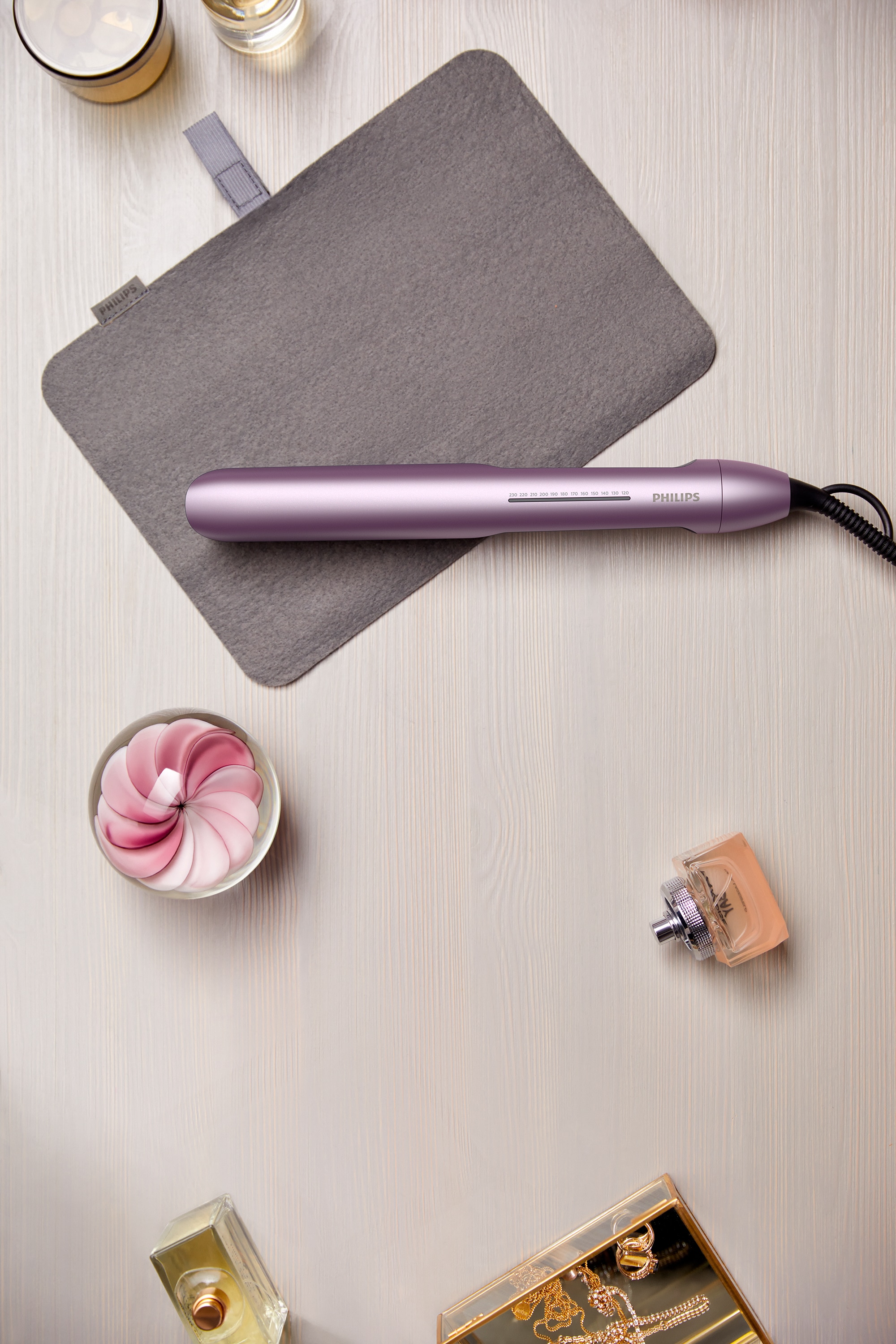Alisador de Cabelo Philips Serie 5000, com Tecnologia ThermoShield 7