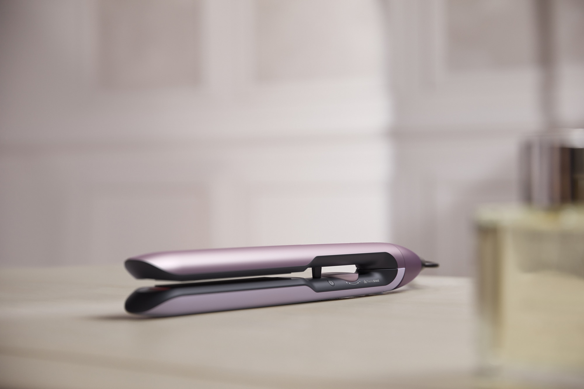 Alisador de Cabelo Philips Serie 5000, com Tecnologia ThermoShield 8