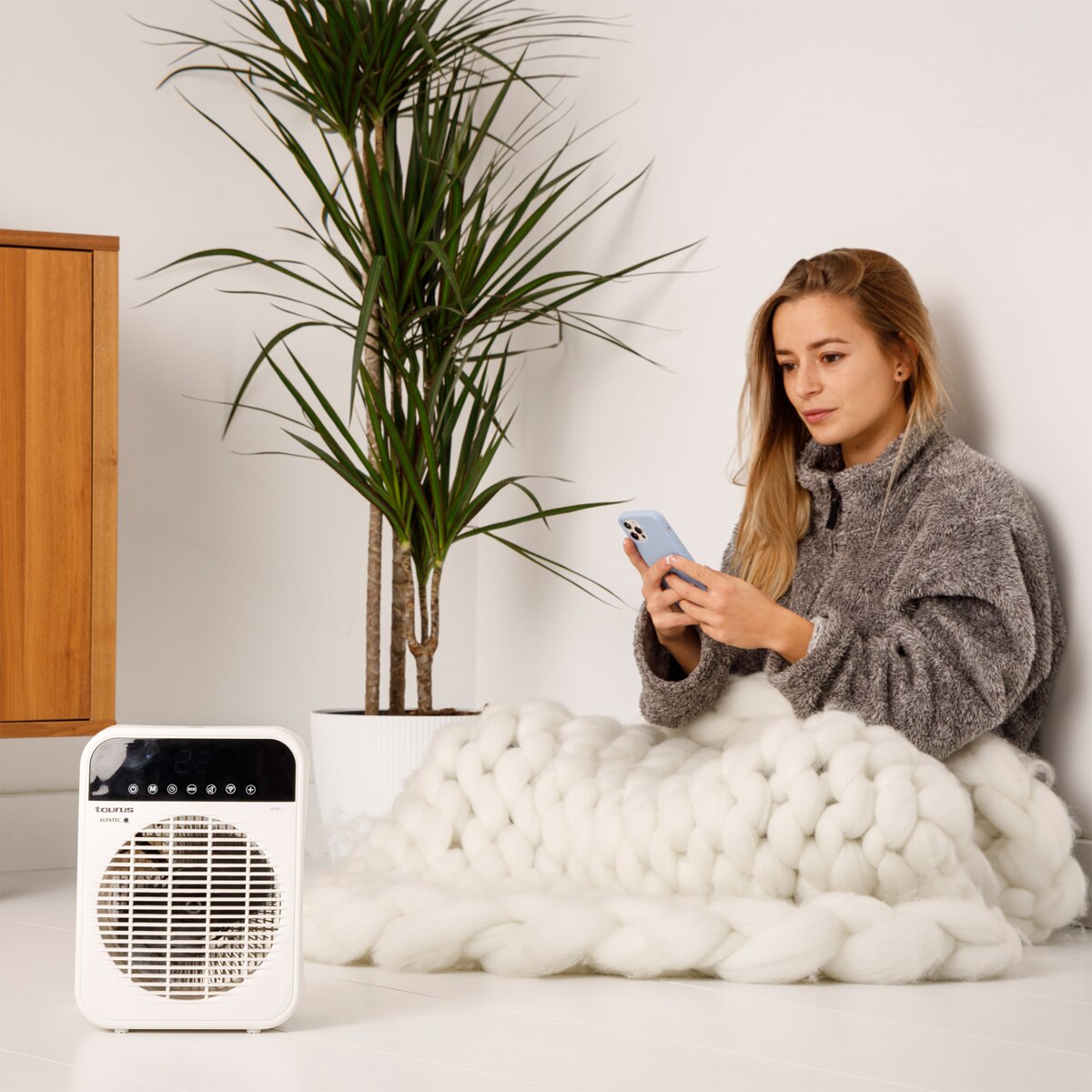 Termoventilador Taurus Factor Connect 2000 W 4