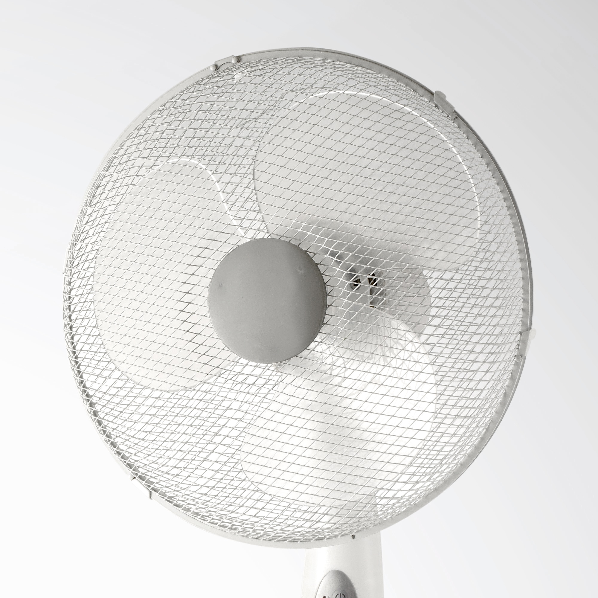 Ventilador de pie El Corte Inglés VP-40NRC con temporizador 3