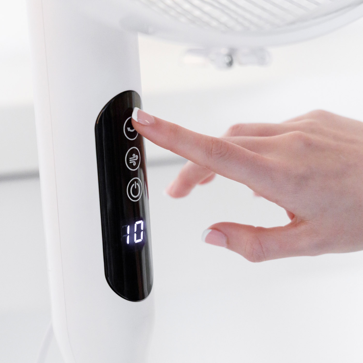 Ventilador de pie Taurus Brice Silence con 5 aspas Blancos-5
