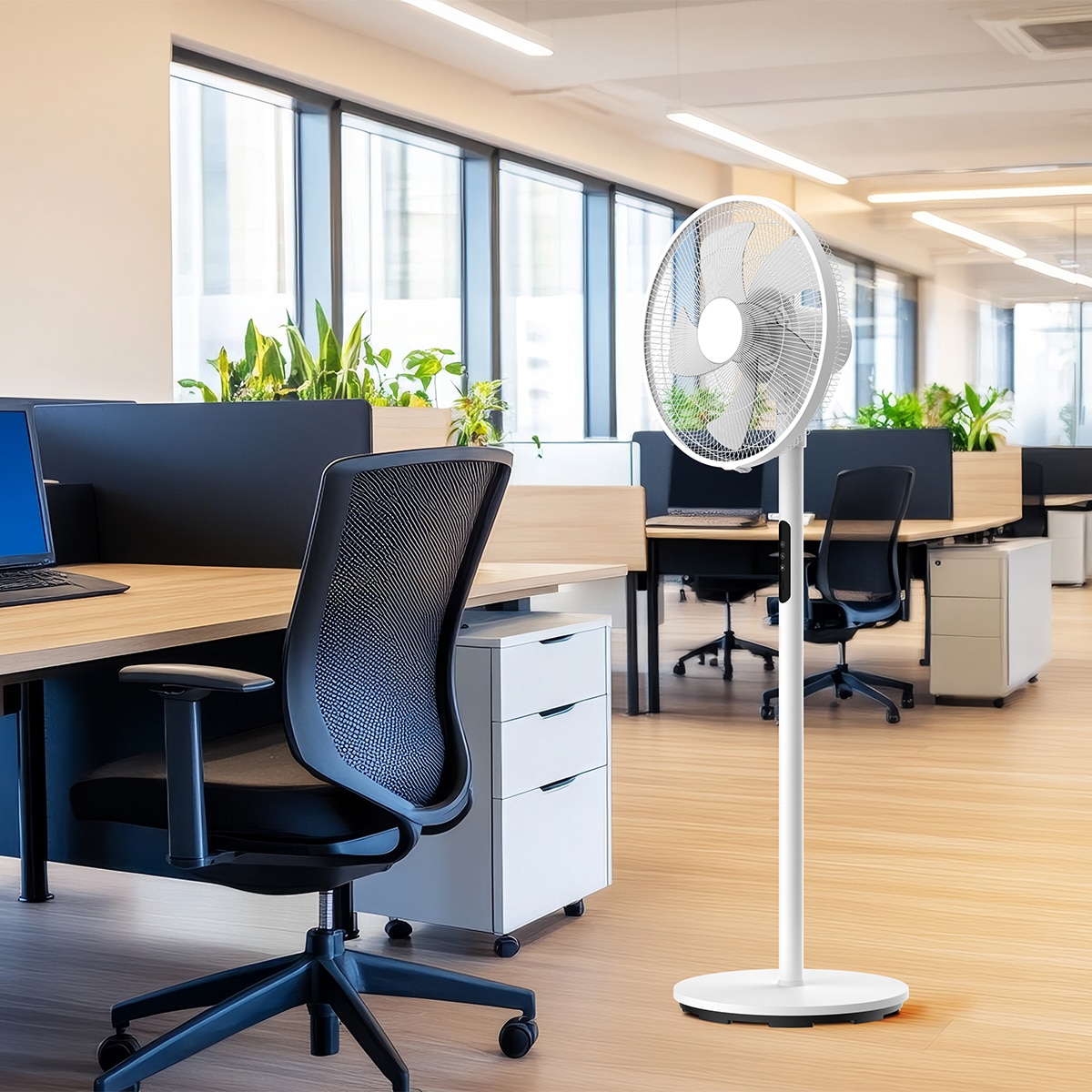 Ventilador de pie El Corte inglés SF705-1316E con 5 aspas 8