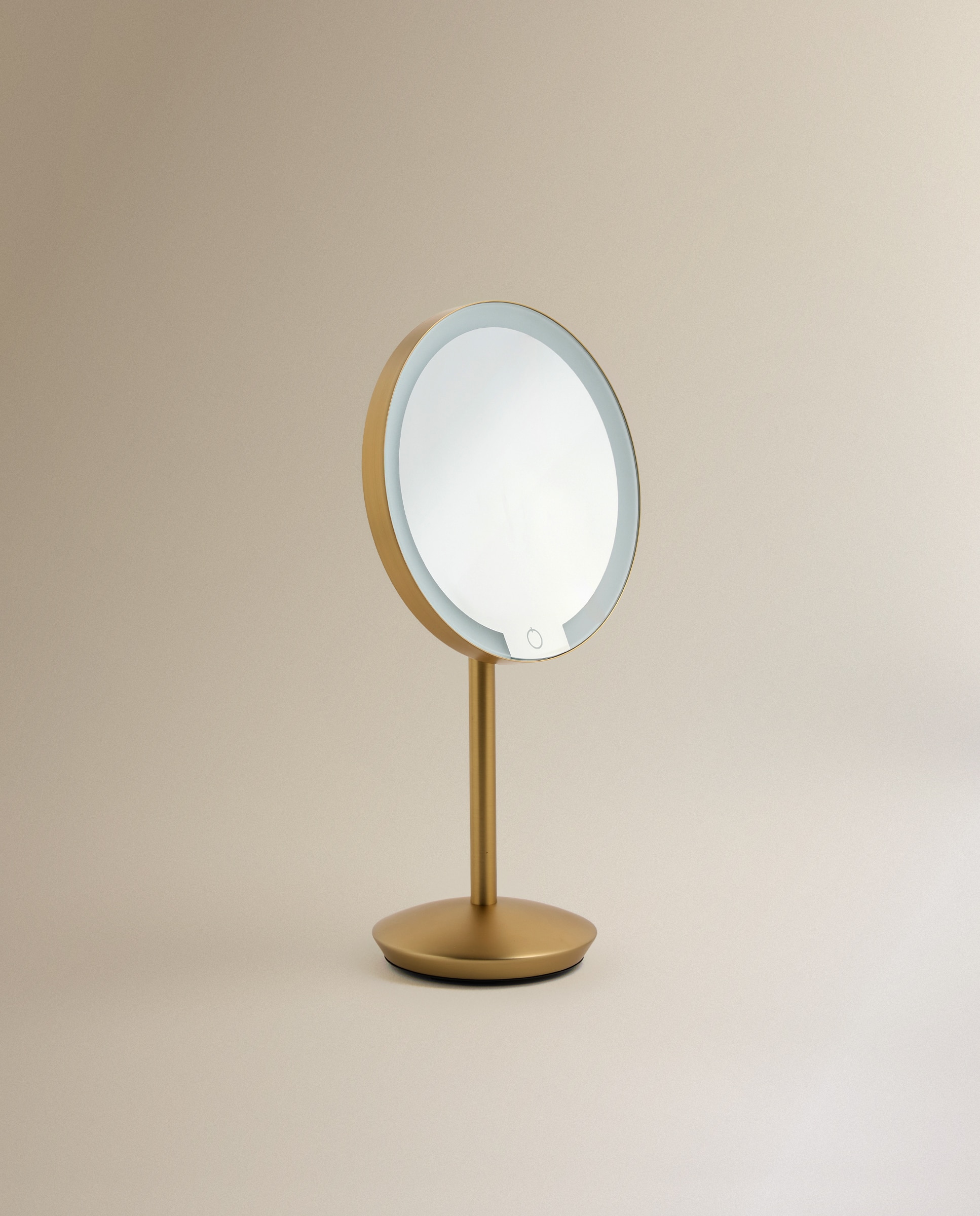 Imagem 0 de Espelho Cosmético de Mesa com Aumento x7 e Luz LED Seda
