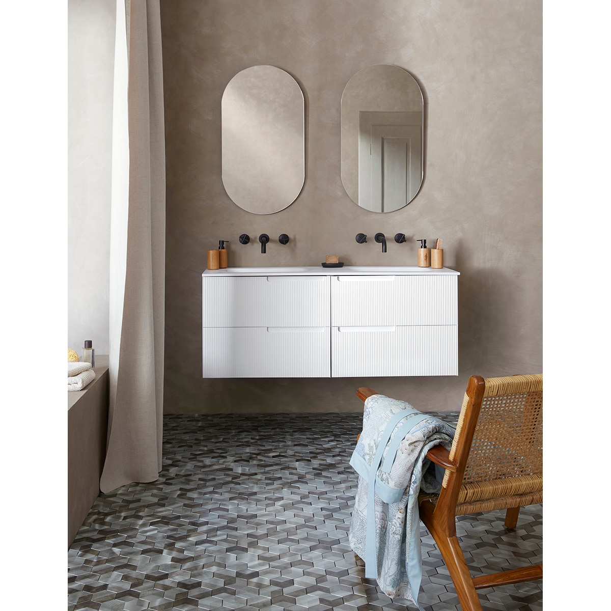 Espejo de baño con luz LED perimetral Capsule Bathstage 3
