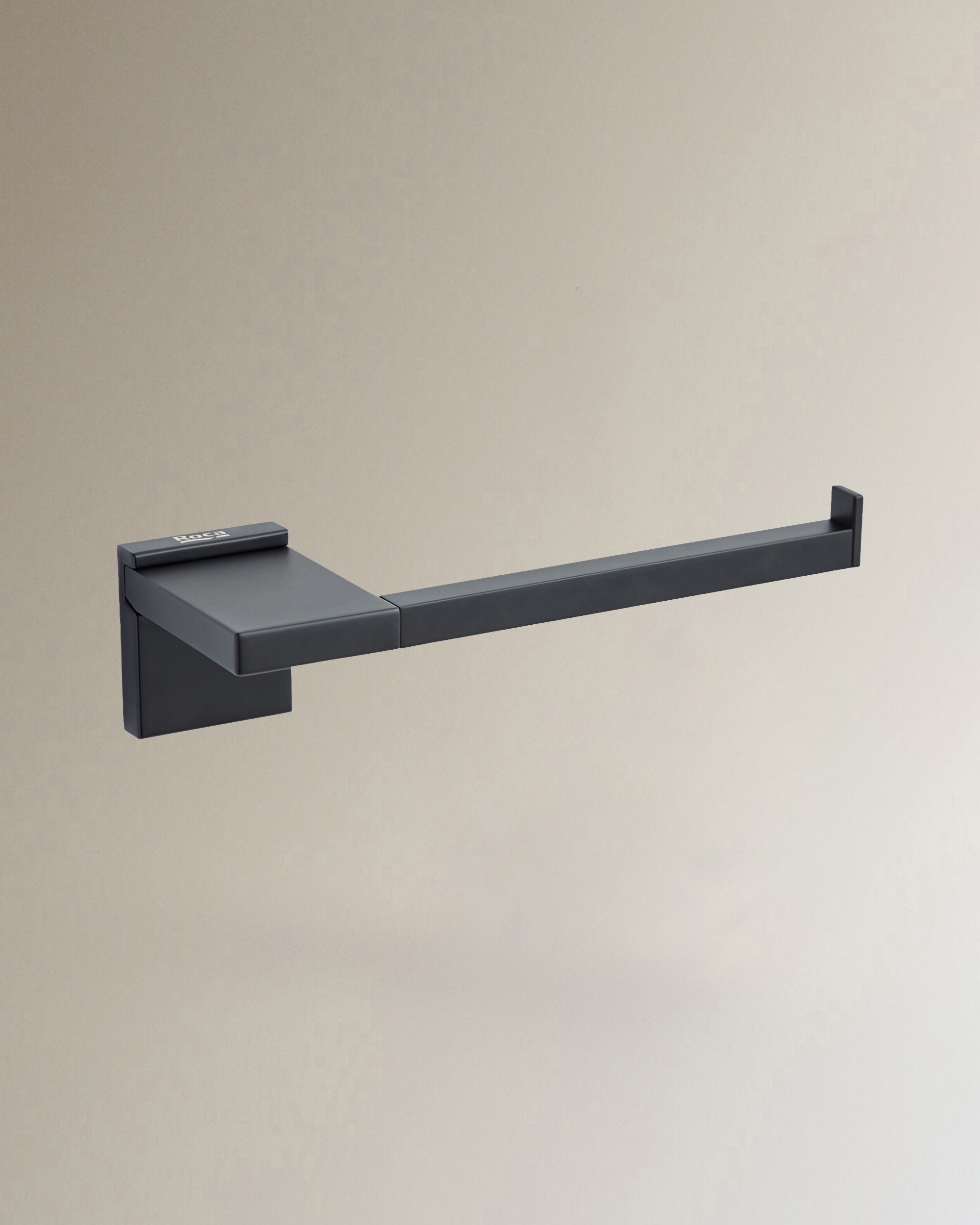 Colección de accesorios de baño en negro Rubik Roca 4
