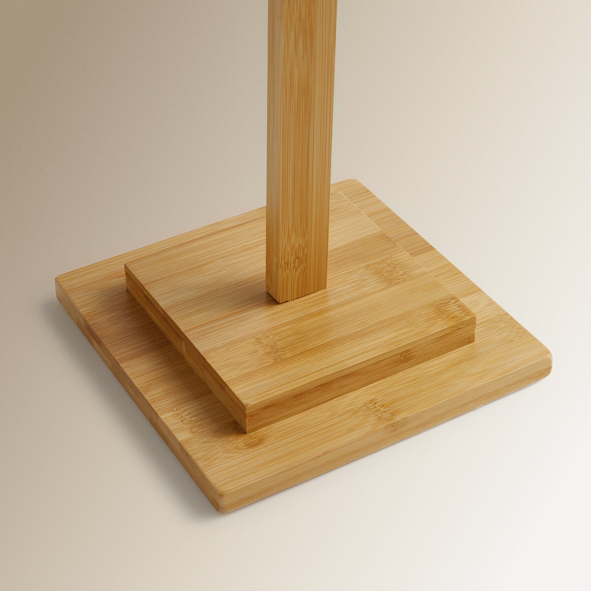 Portarrollo de reserva de pie de bambú Naxos El Corte Inglés Bambú-2