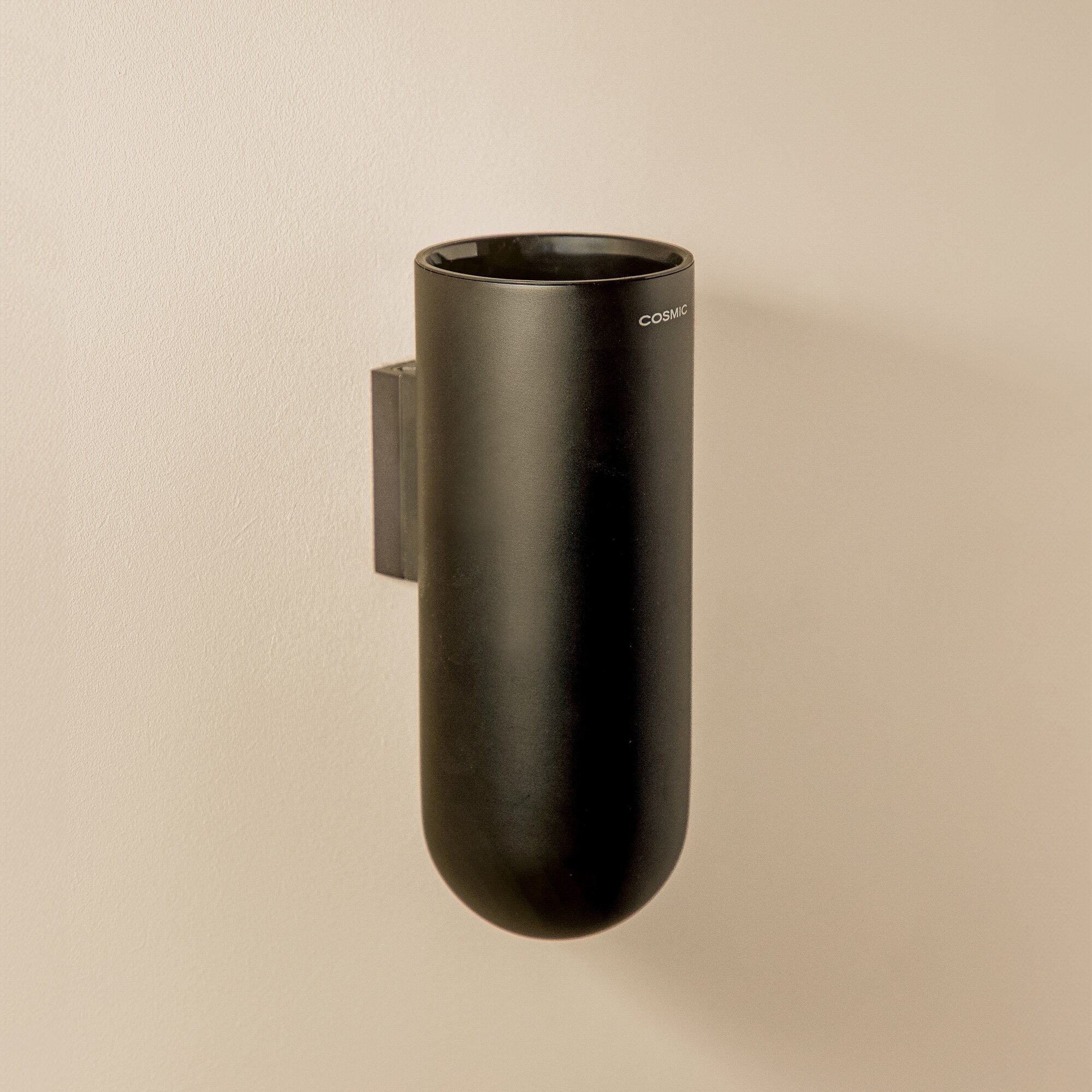 Portacepillos de pared Geyser Cosmic - Negro mate Negro mate-1