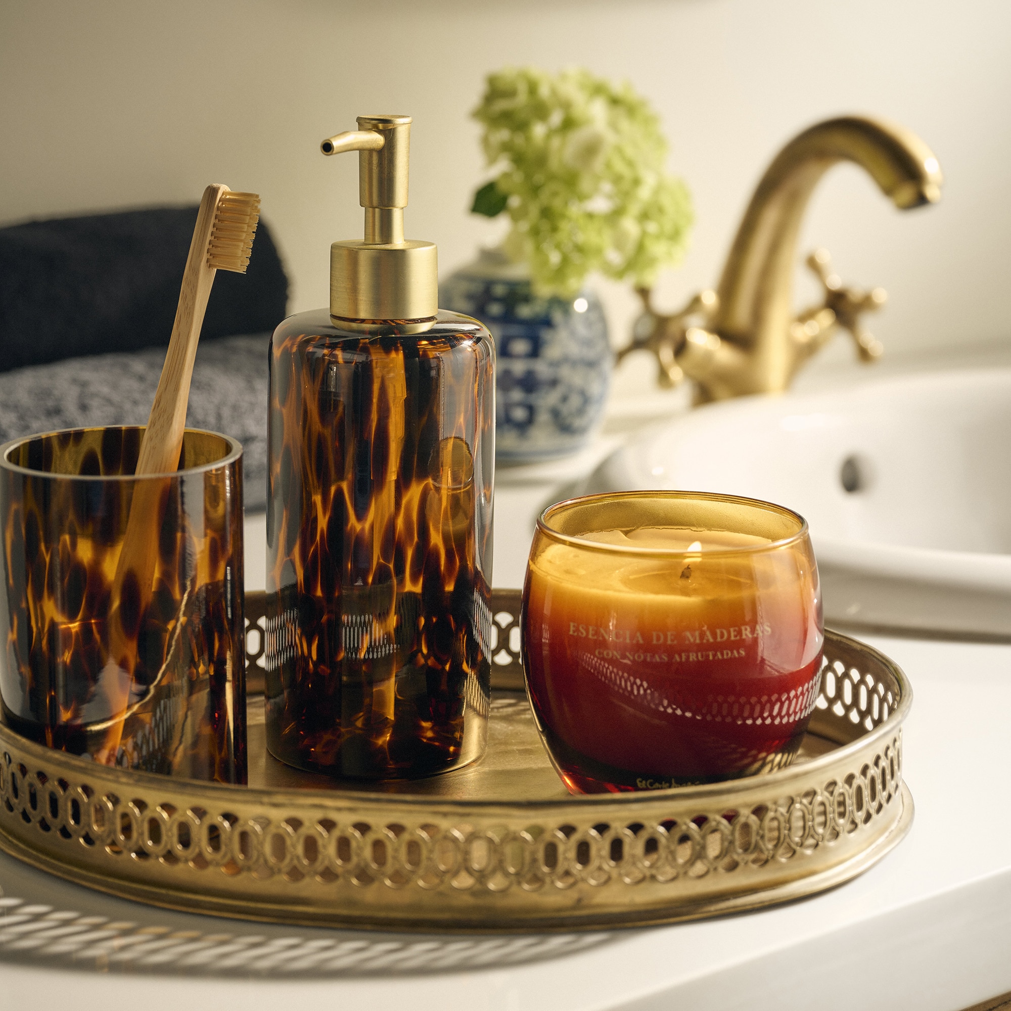 Porta-escovas para Bancada Carey Tabaco-6