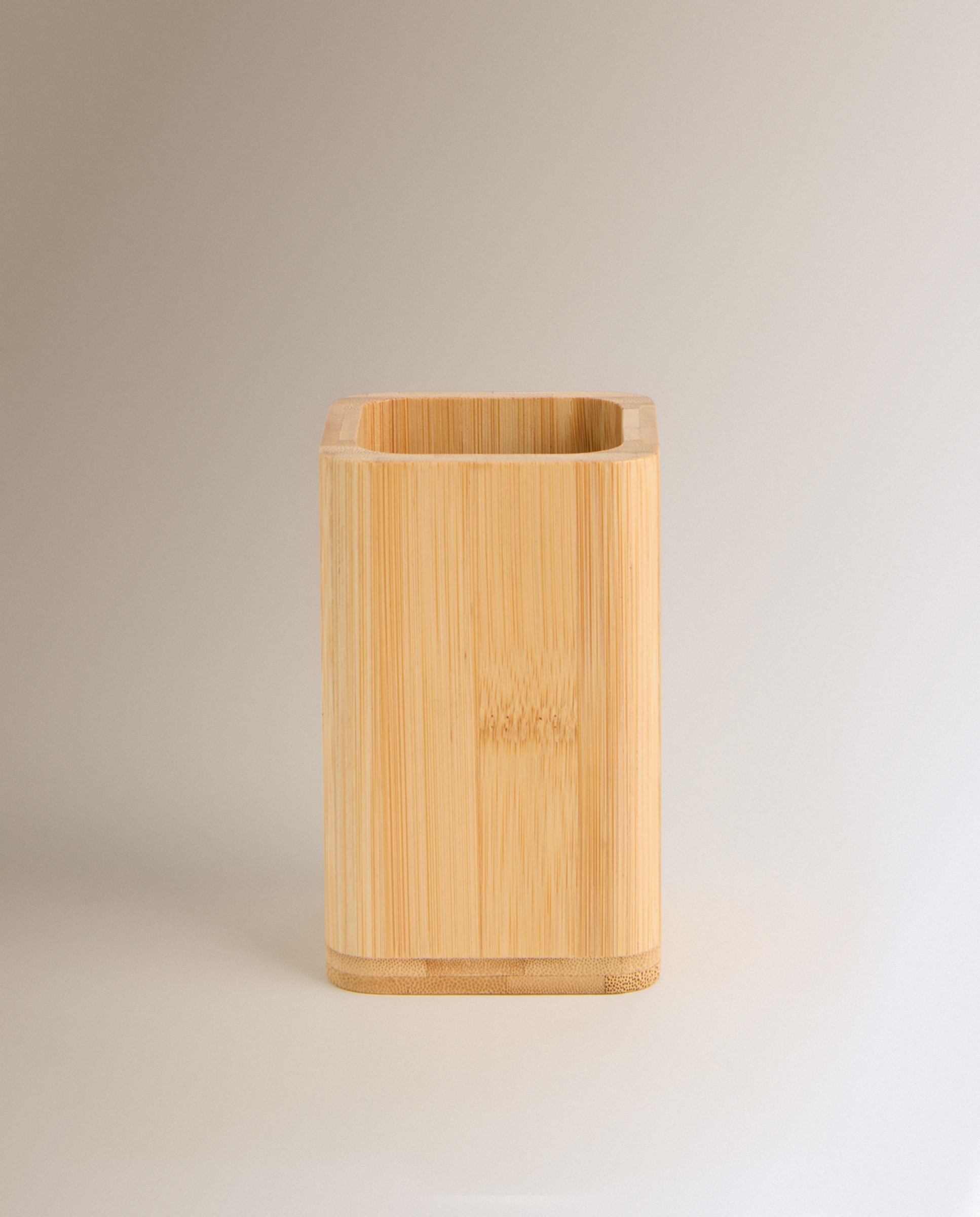 Imagen 1 de Vaso portacepillos maderá bambú Takeo Bambú