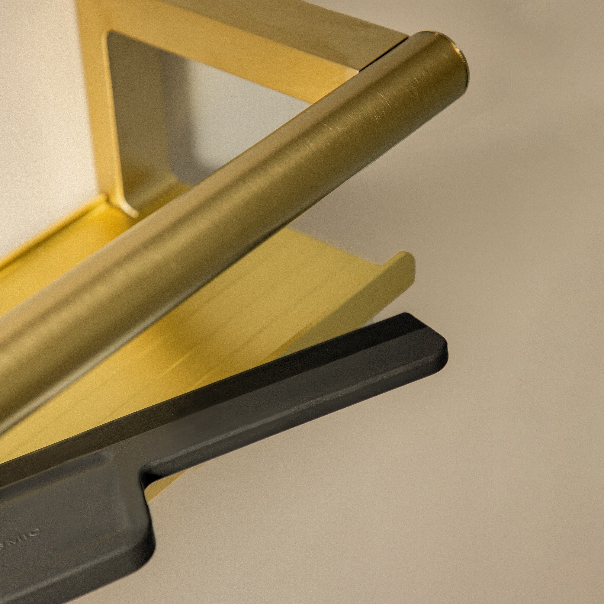 Jabonera de ducha con limpiacristales Architect S+ Cosmic - Oro cepillado Oro cepillado-2
