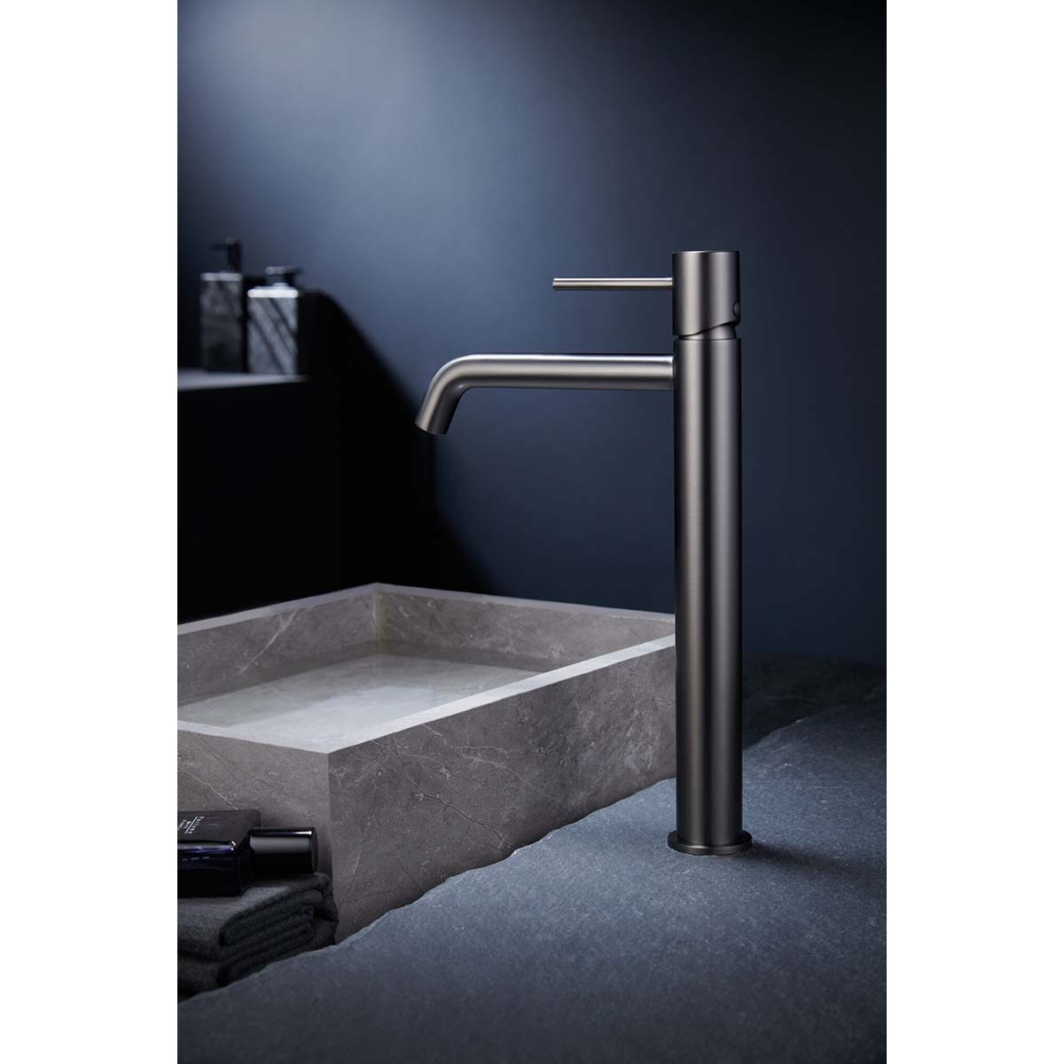 Imagen 2 de Grifo monomando de lavabo alto Monza Imex - BLACK GUN METAL BLACK GUN METAL