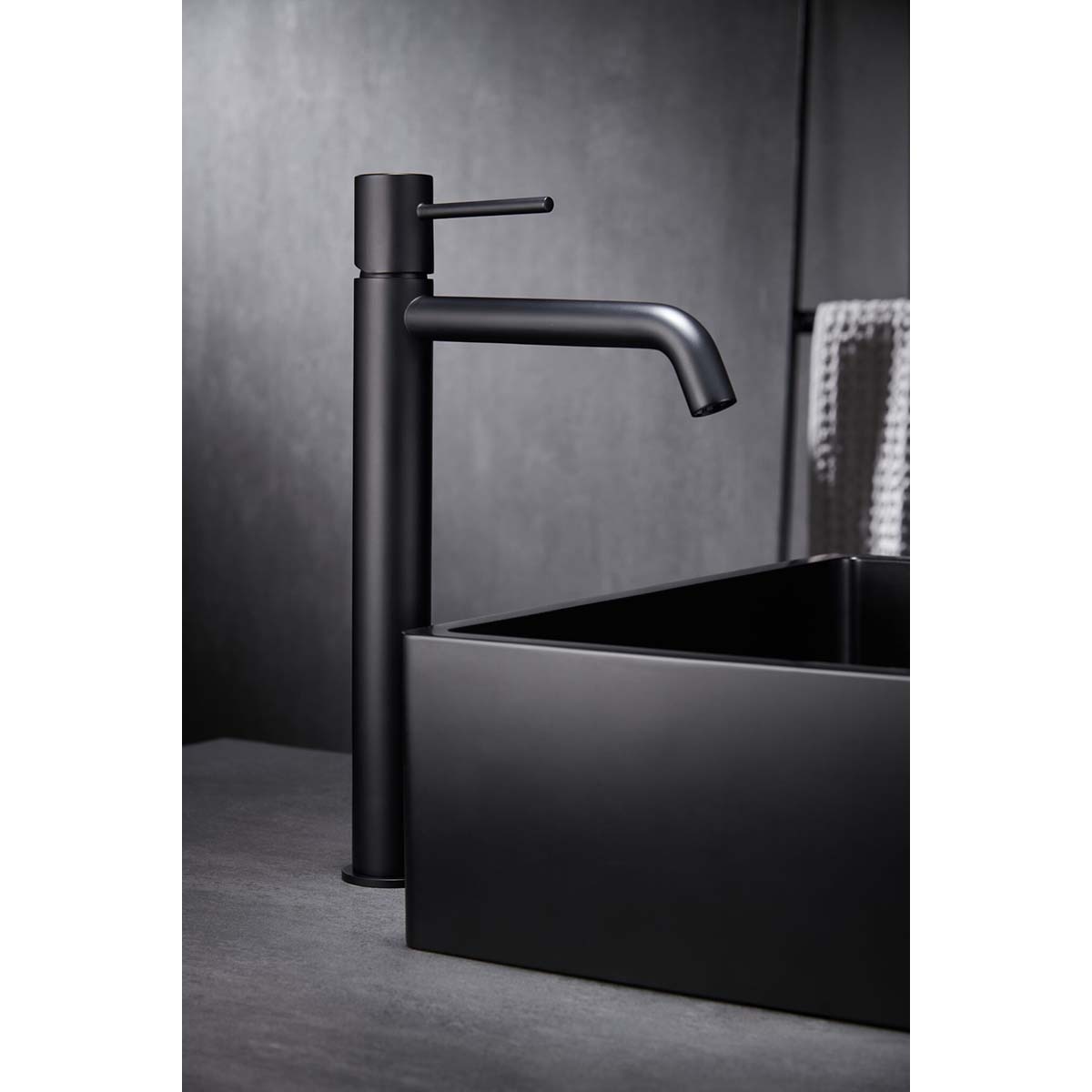 Imagen 2 de Grifo monomando de lavabo alto Monza Imex - Negro mate Negro mate