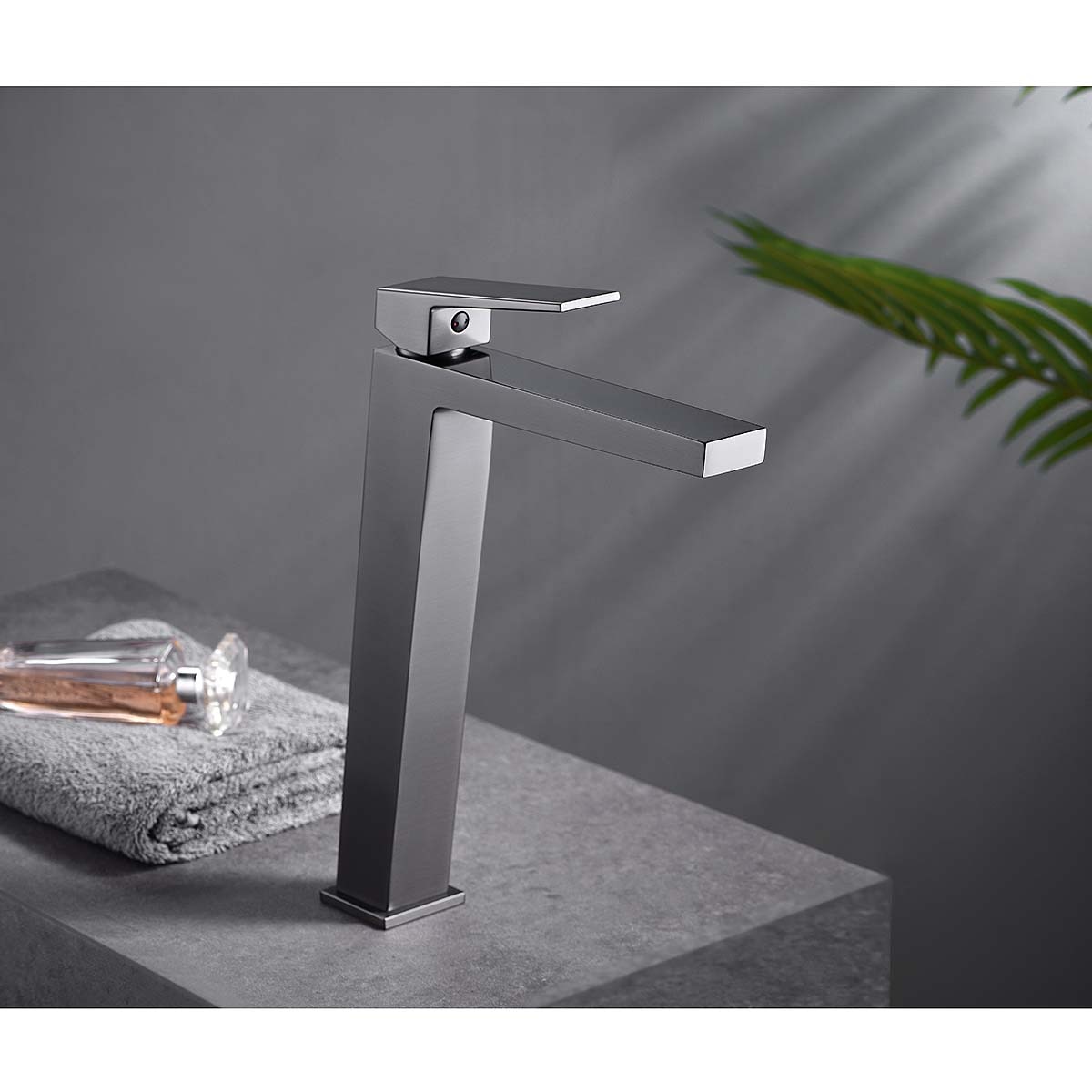 Imagen 2 de Grifo monomando alto para lavabo Art Imex - BLACK GUN METAL BLACK GUN METAL