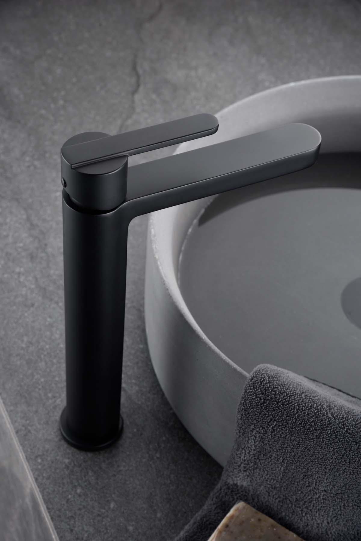 Imagen 2 de Grifo monomando alto para lavabo Roma Imex - Negro mate Negro mate