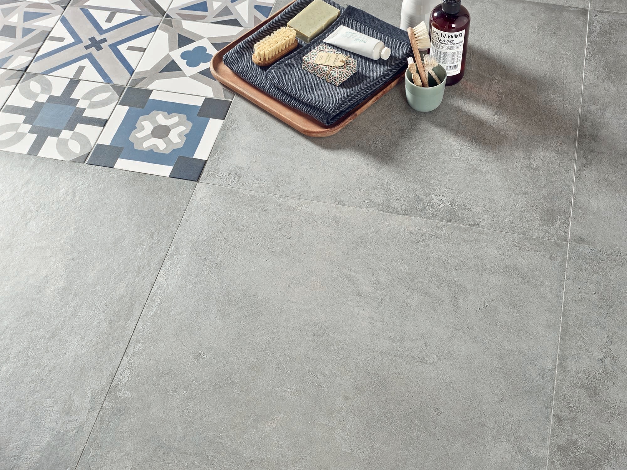 Azulejo de suelo rectificado 60x60 cm Terre Roca Cerámica - Gris Gris-2