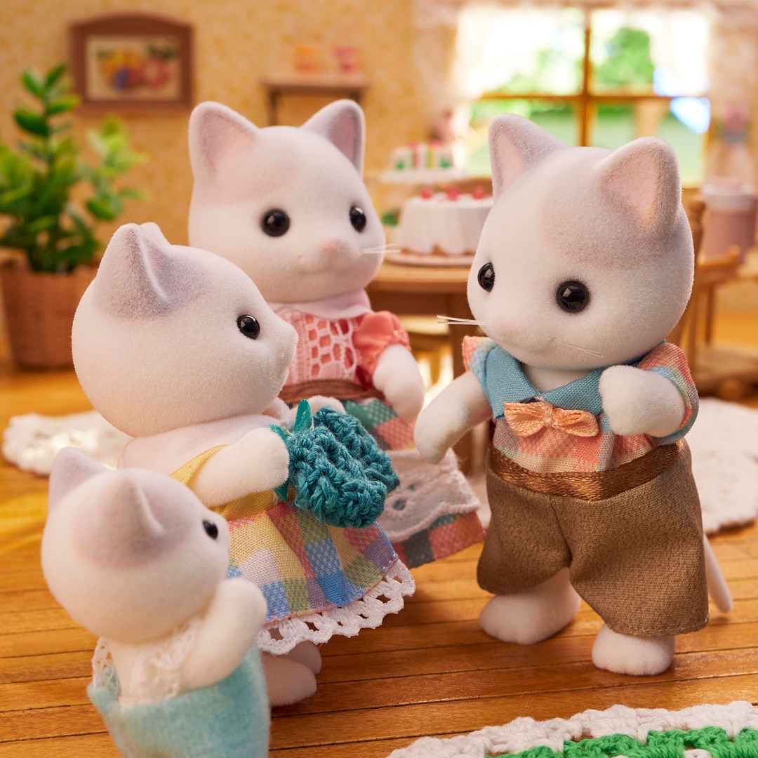 Familia Gato Latte Sylvanian Families 3