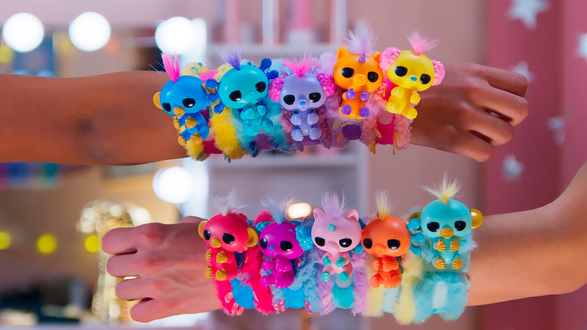 Minimuñeco Pinkie Fingerlings modelos surtidos 11