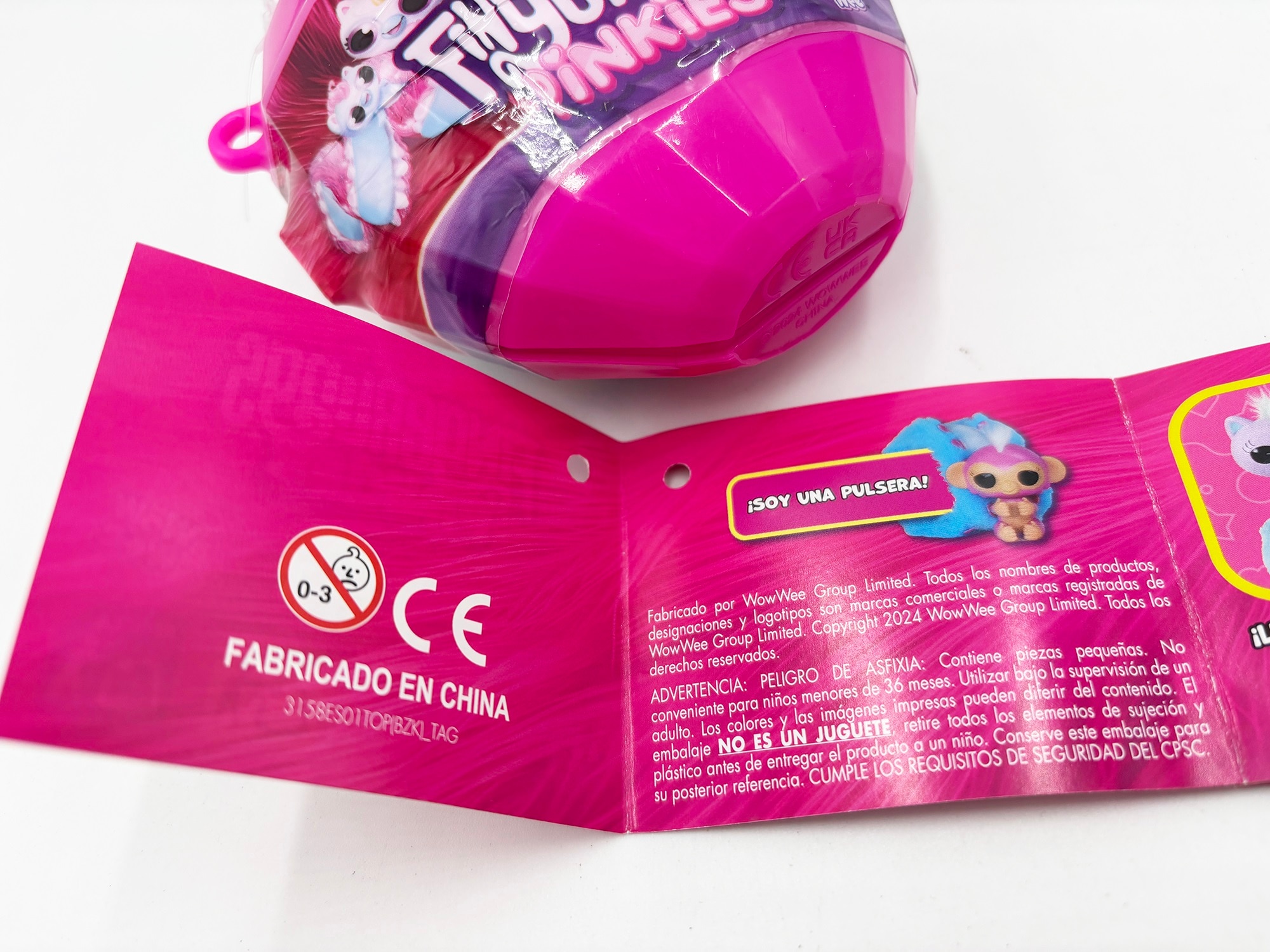Minimuñeco Pinkie Fingerlings modelos surtidos 21