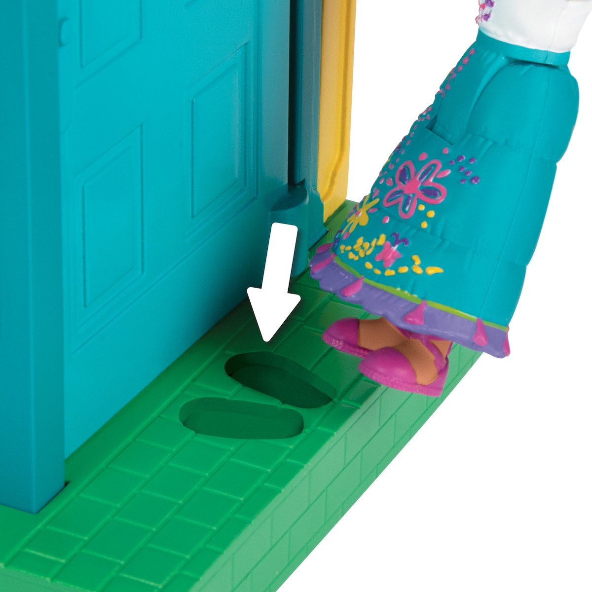 Encanto. Playset habitación mágica de Maribel 11