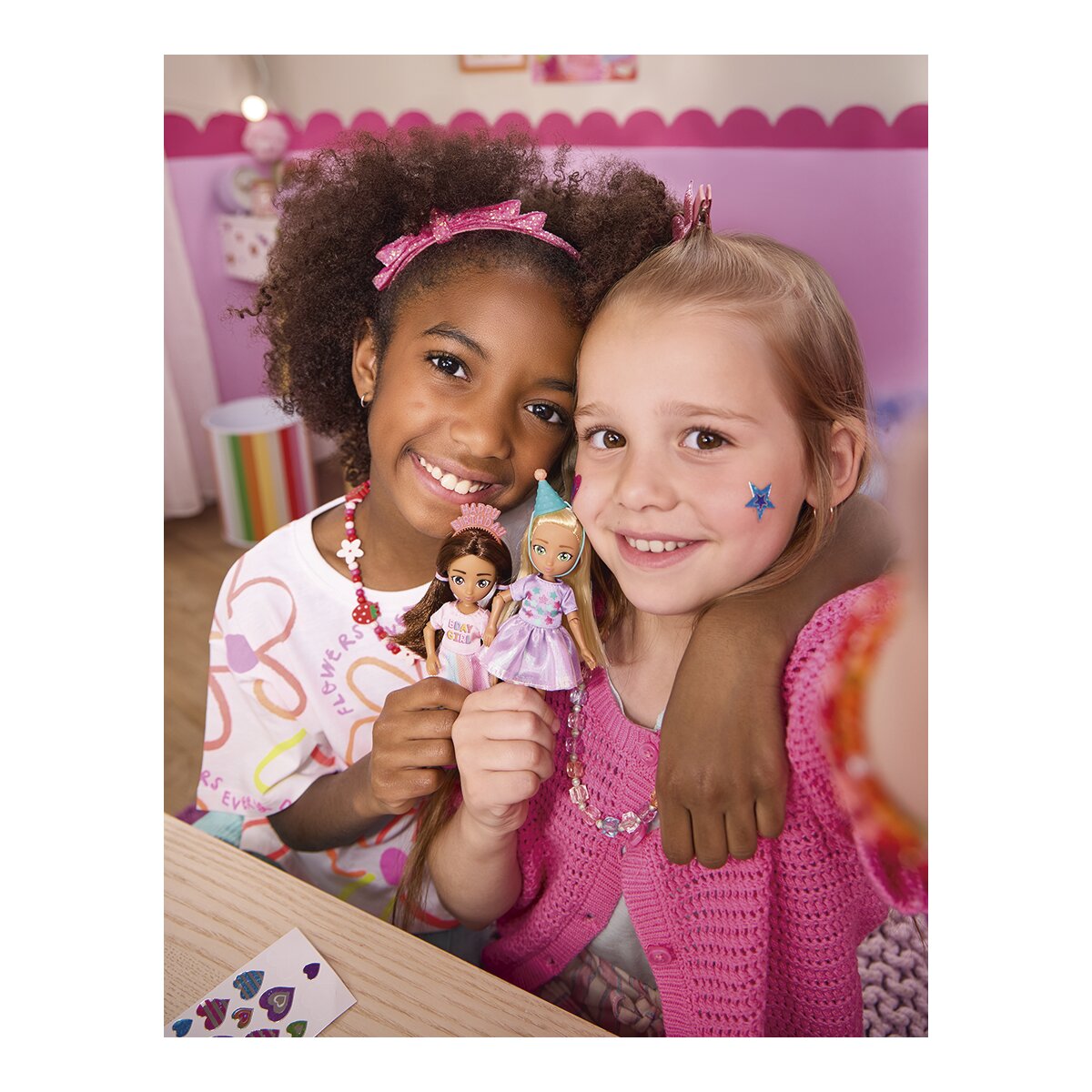 Set 2 Muñecas cumpleaños Emma & Camila Hey Bestie 4