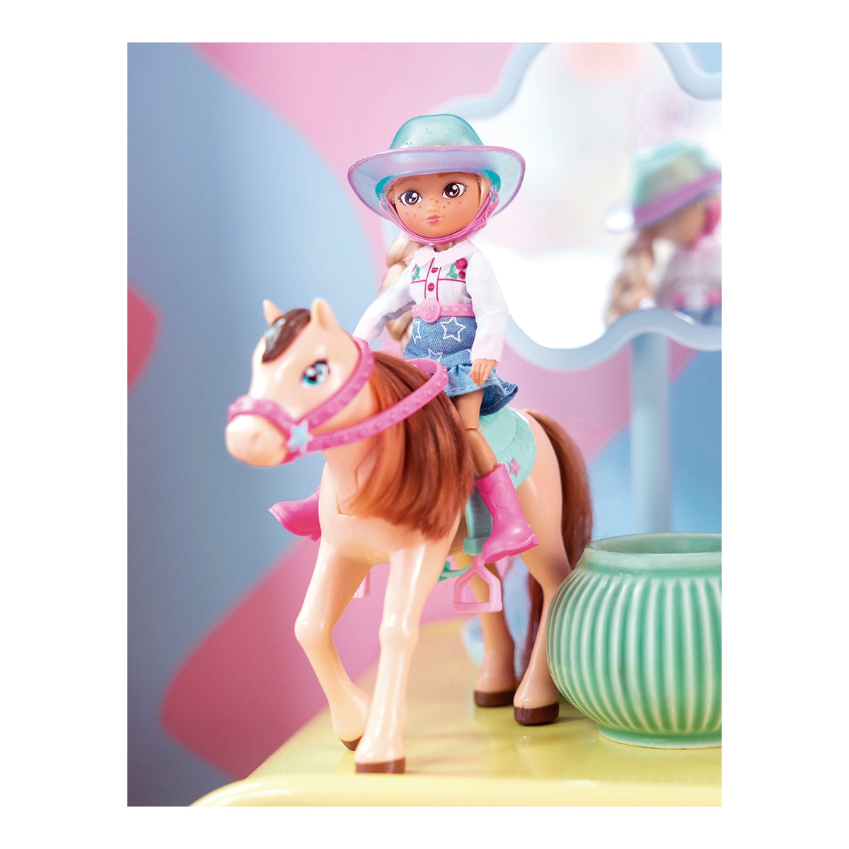 Set Muñeca con caballo y accesorios Charlie & Daisy Hey Bestie 7