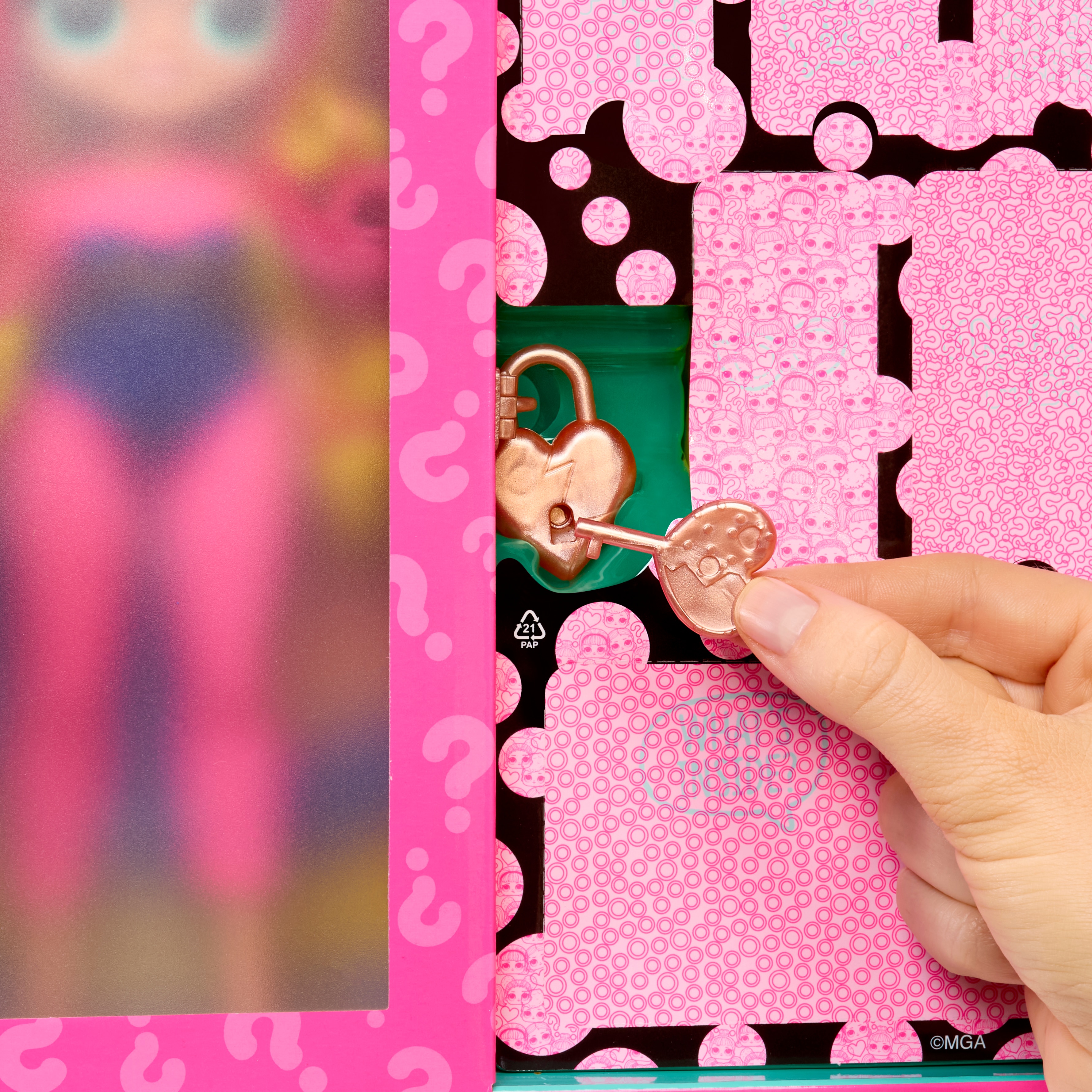 Boneca Omg Eye Spy Super-heroína 6