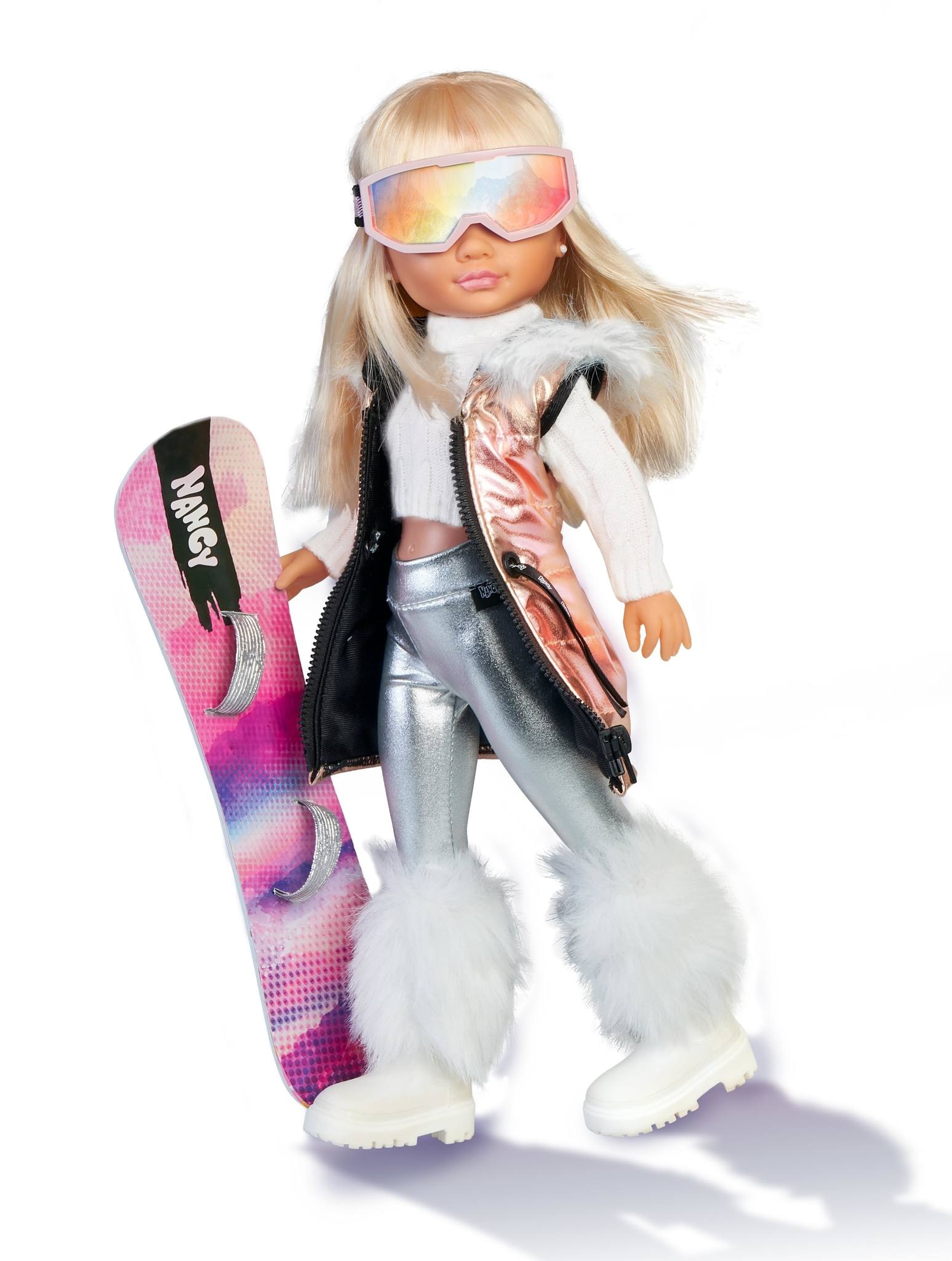 Nancy Snow Fashion 4