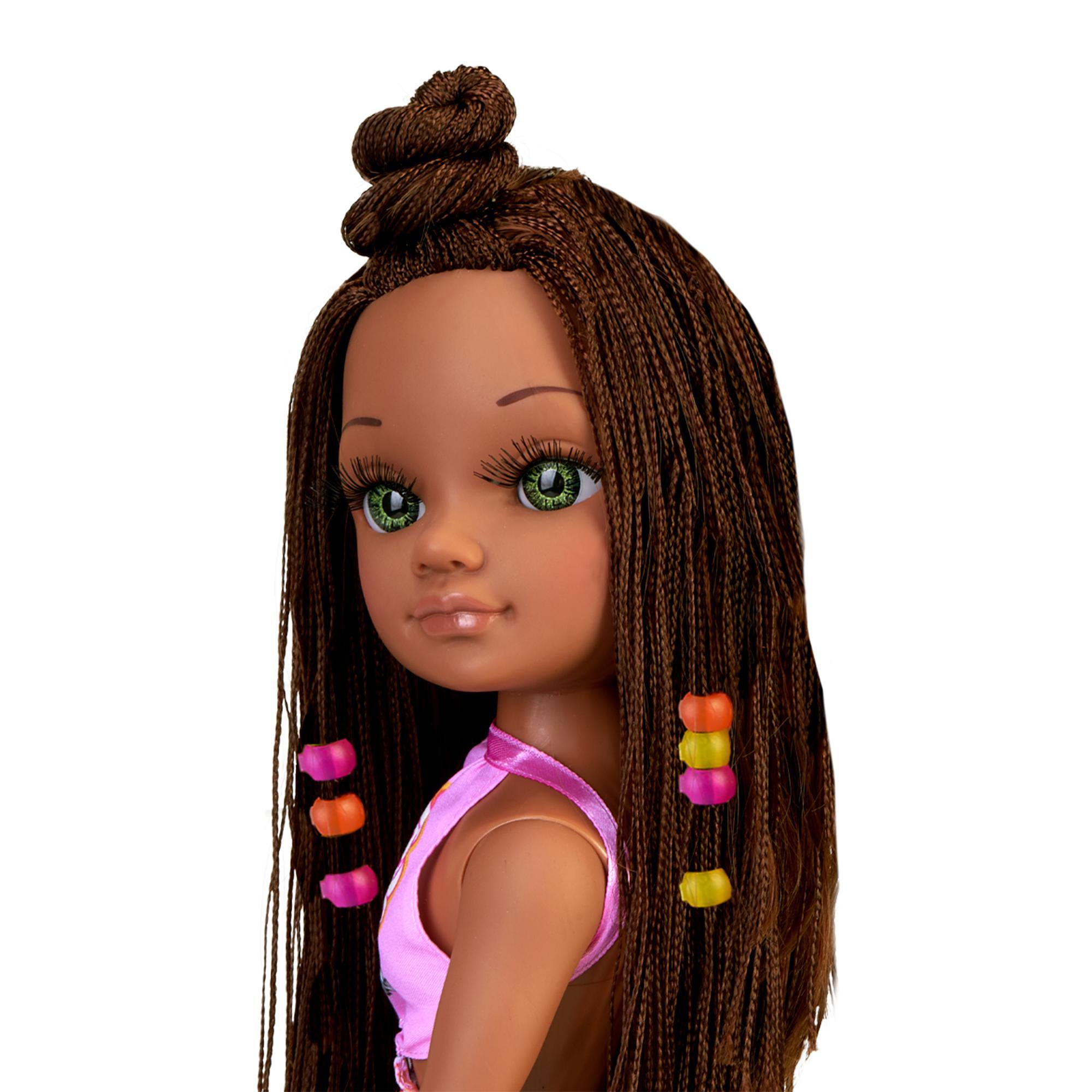 Muñeca Nancy, Un día de trenzas pelo castaño 6