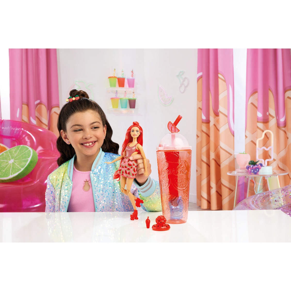 Muñeca Barbie Pop Reveal frutas Rojo-3