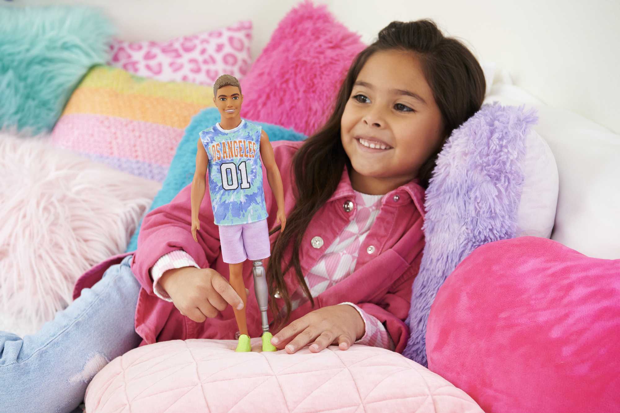 Muñeco moreno pierna protésica Ken Fashionista modelos surtidos Barbie 2