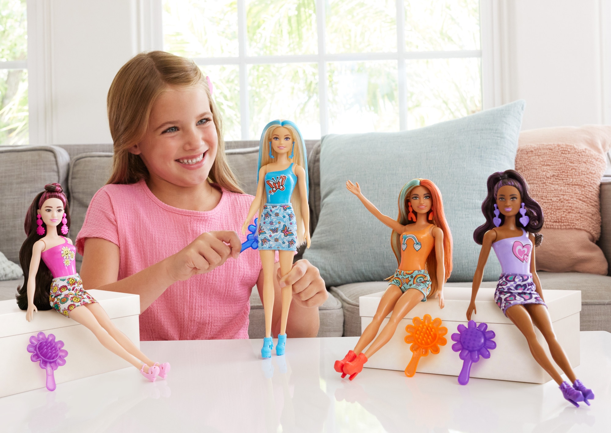 Barbie Color Reveal Serie Ritmo Arcoíris Muñeca 2