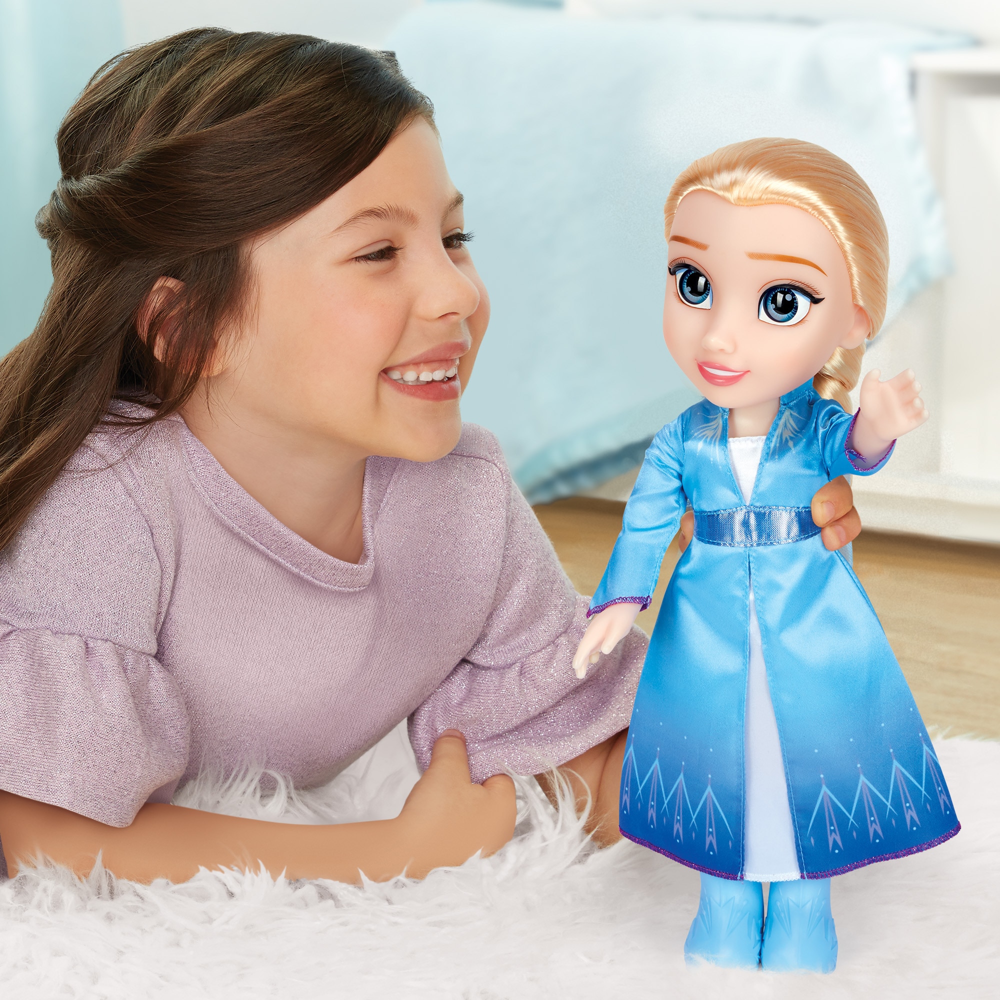 Muñeca 38 cm Elsa de Viaje Disney Jakks Pacific 2