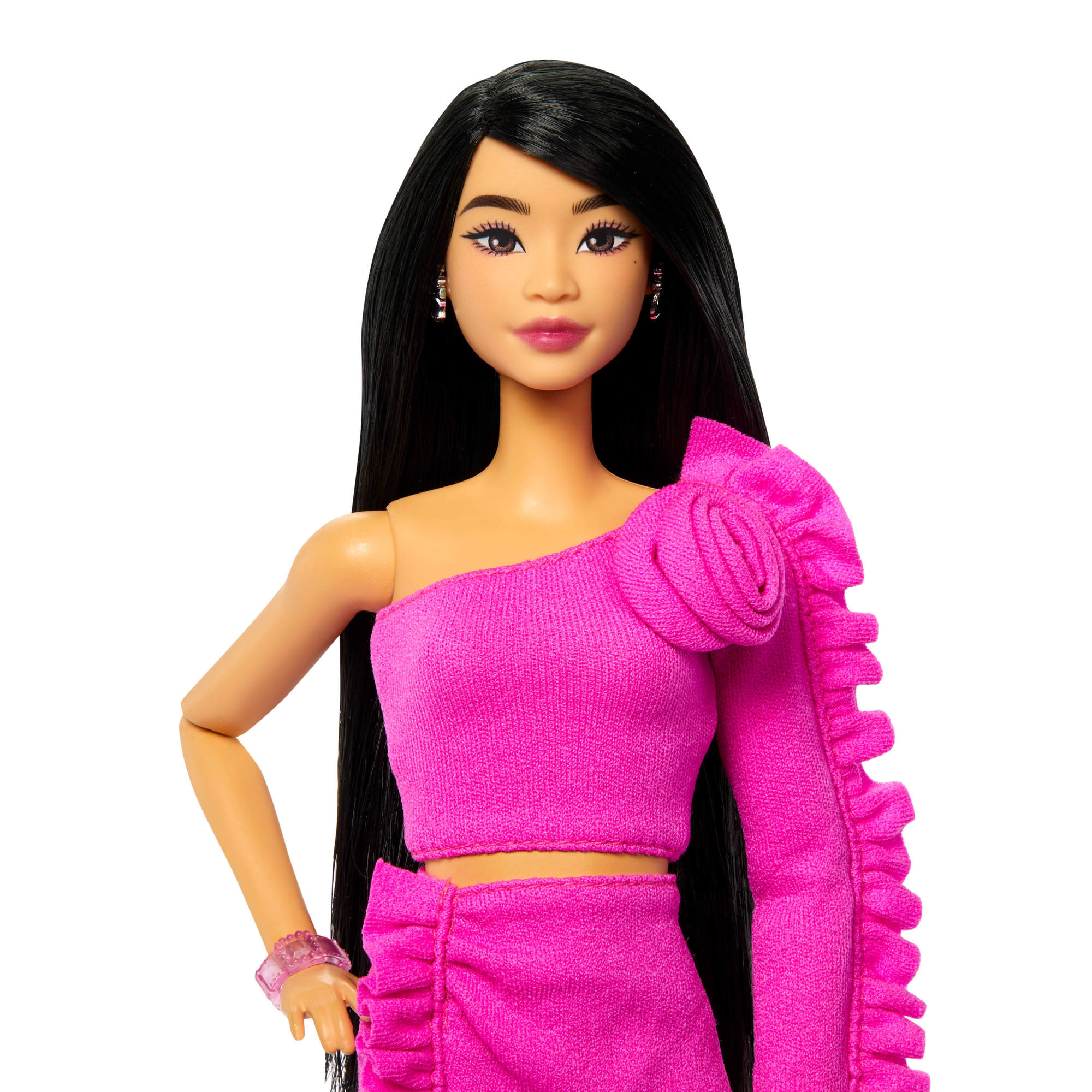 Muñeca Barbie Deluxe Style con Pelo Negro, Pierna protésica 3