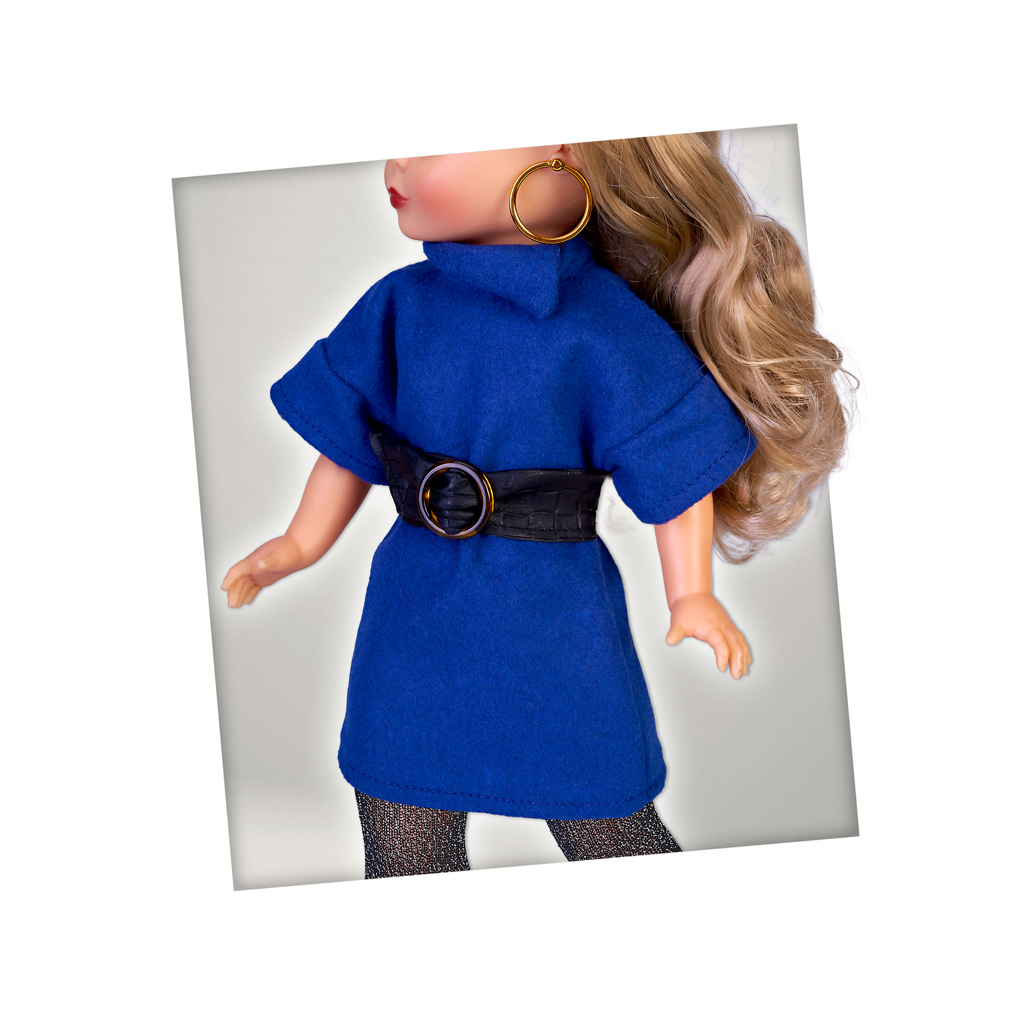 Nancy Colección modelo de prendas que capturan la esencia de la elegancia y estilo 7