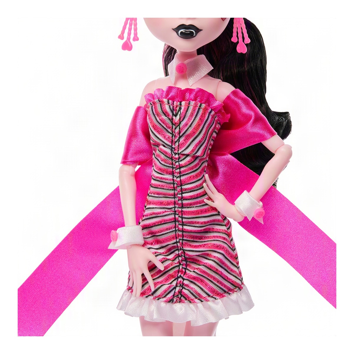 Boneca Dawn of the Dance da Draculaura da Monster High 3