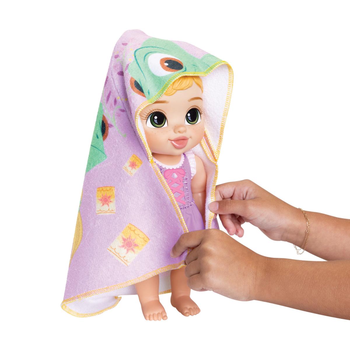 Imagen 4 de Muñeca Bebé Rapunzel con accesorios de baño incluidos Princesas Disney Moose