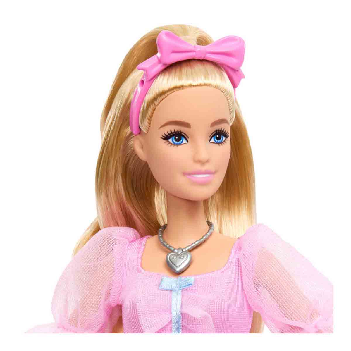 Muñeca Clara bailarina en El Cascanueces con vestido rosa satén, mangas abullonadas, tobillos articulados y cascanueces Barbie 3