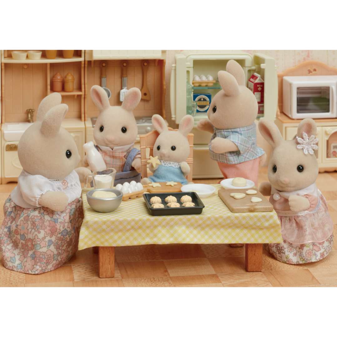 Familia Conejo de Leche Sylvanian Families 4