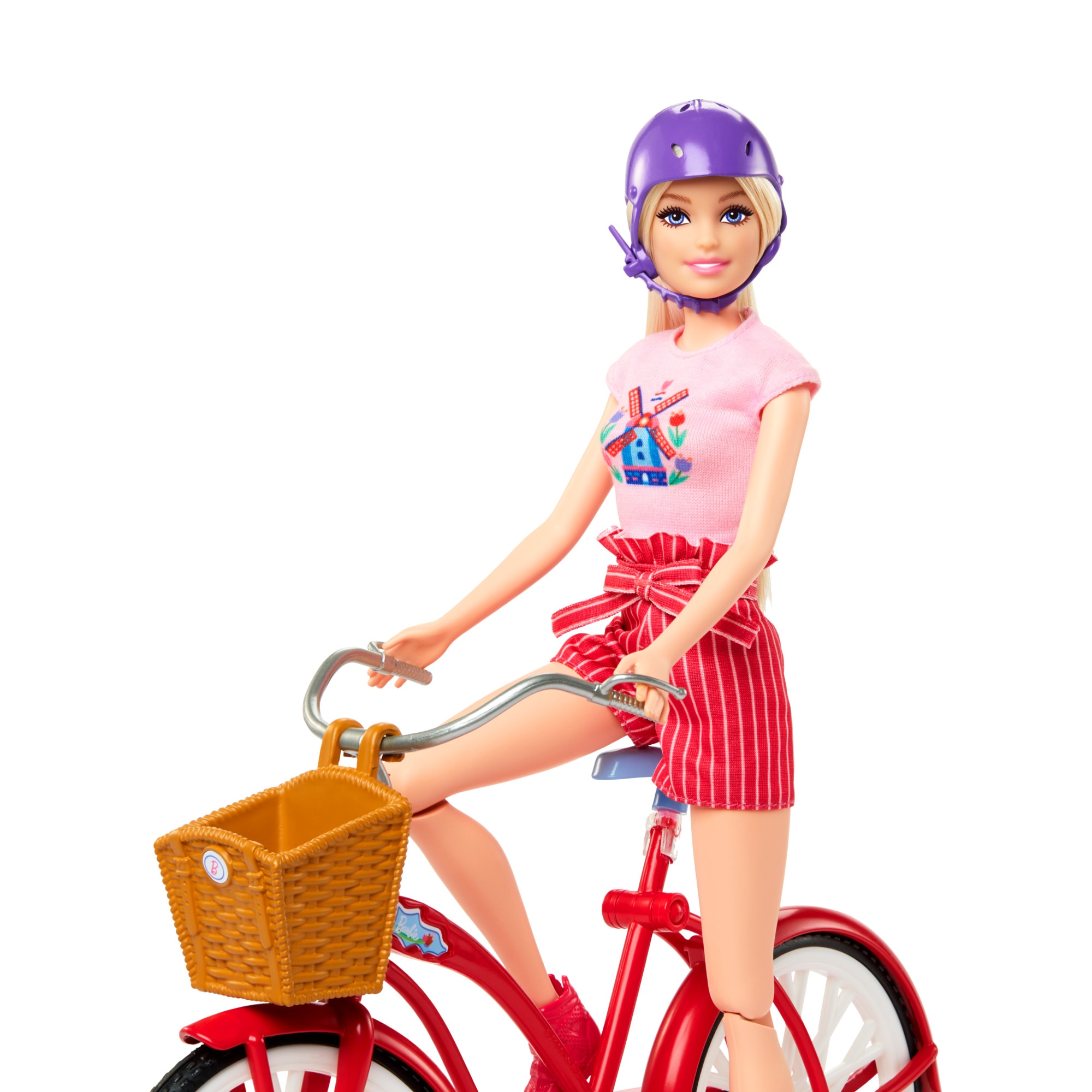 Barbie Pink Passport Doll and Playset 4