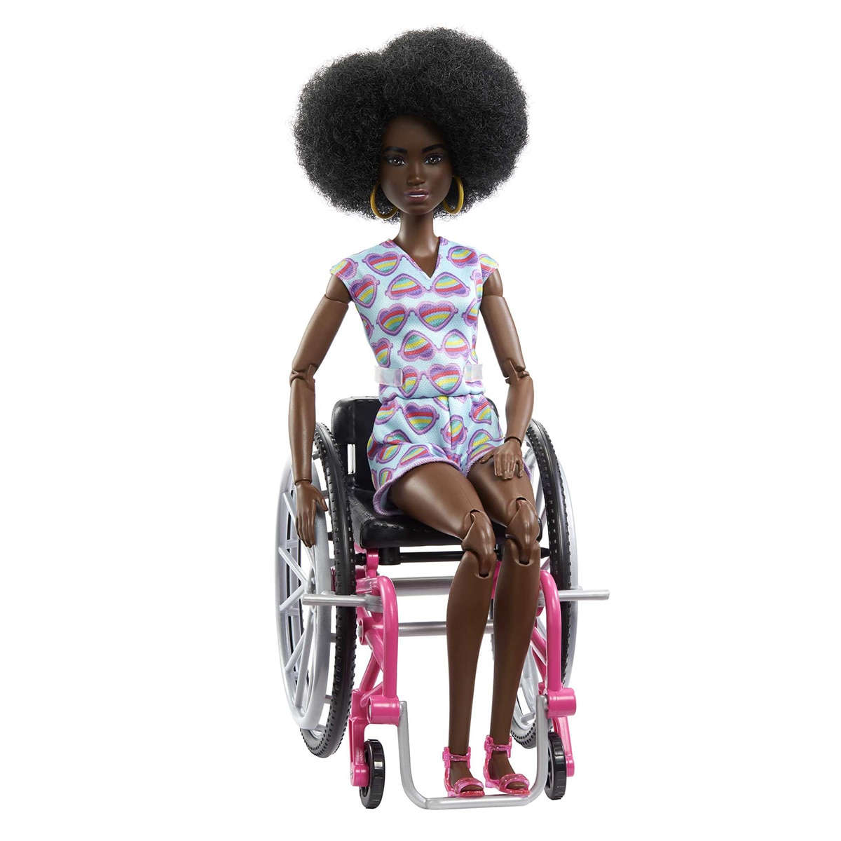 Barbie – Barbie Fashionista Muñeca morena con silla de ruedas.