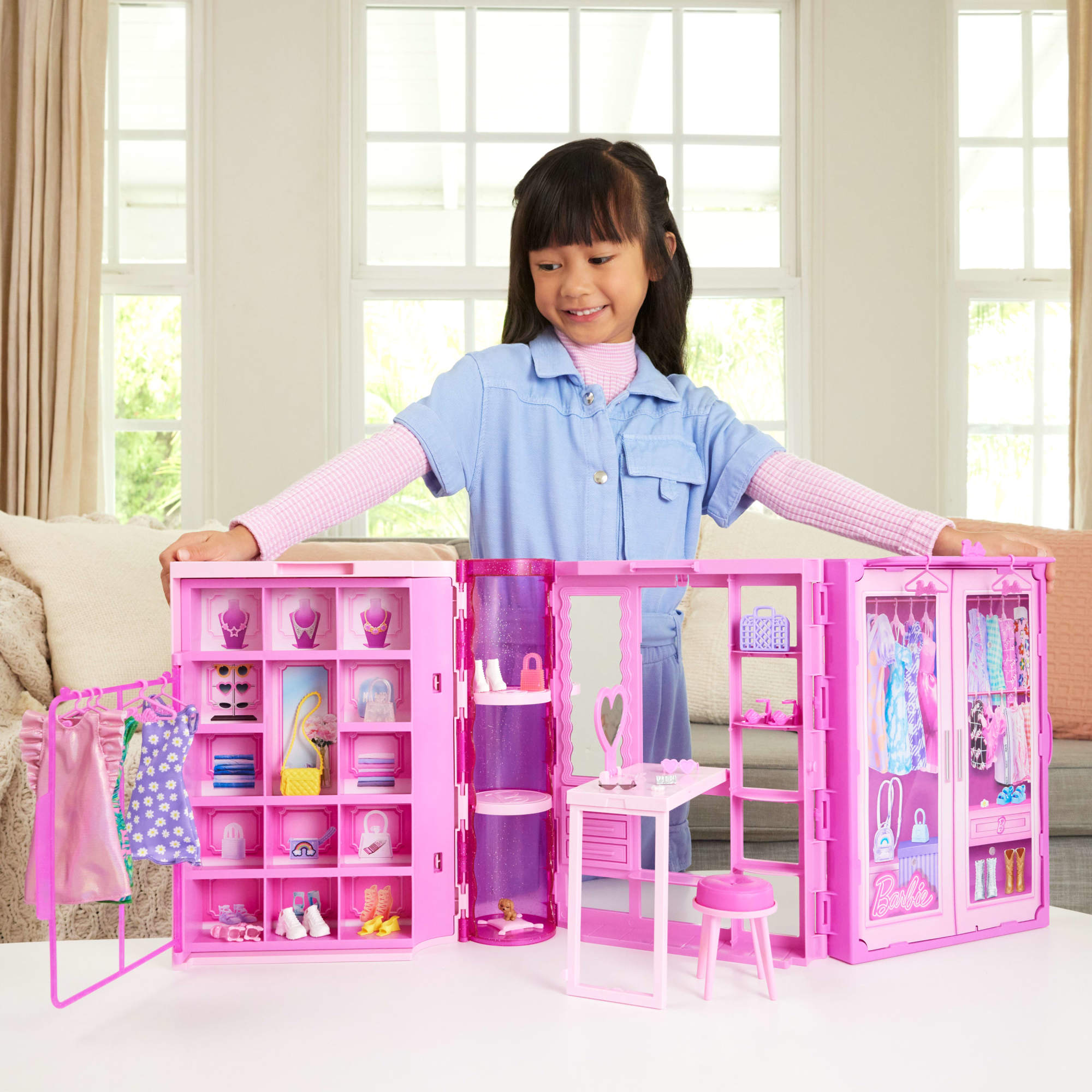 Barbie Dream Closet Muñeca rubia con armario de ensueño 3