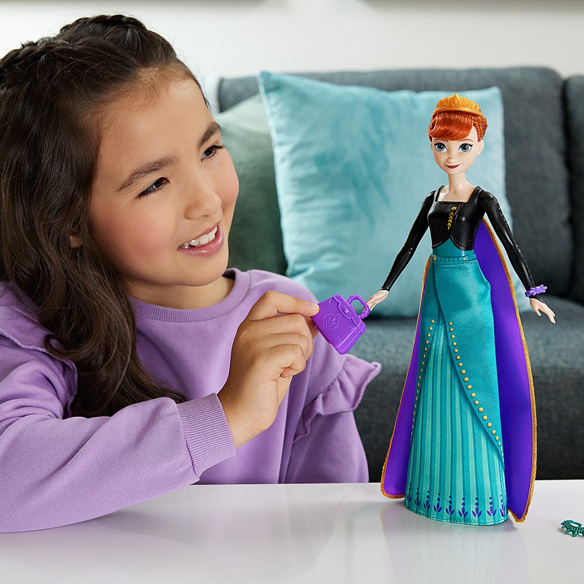 Muñeca Frozen Spin & Reveal Disney Mattel modelos surtidos 8