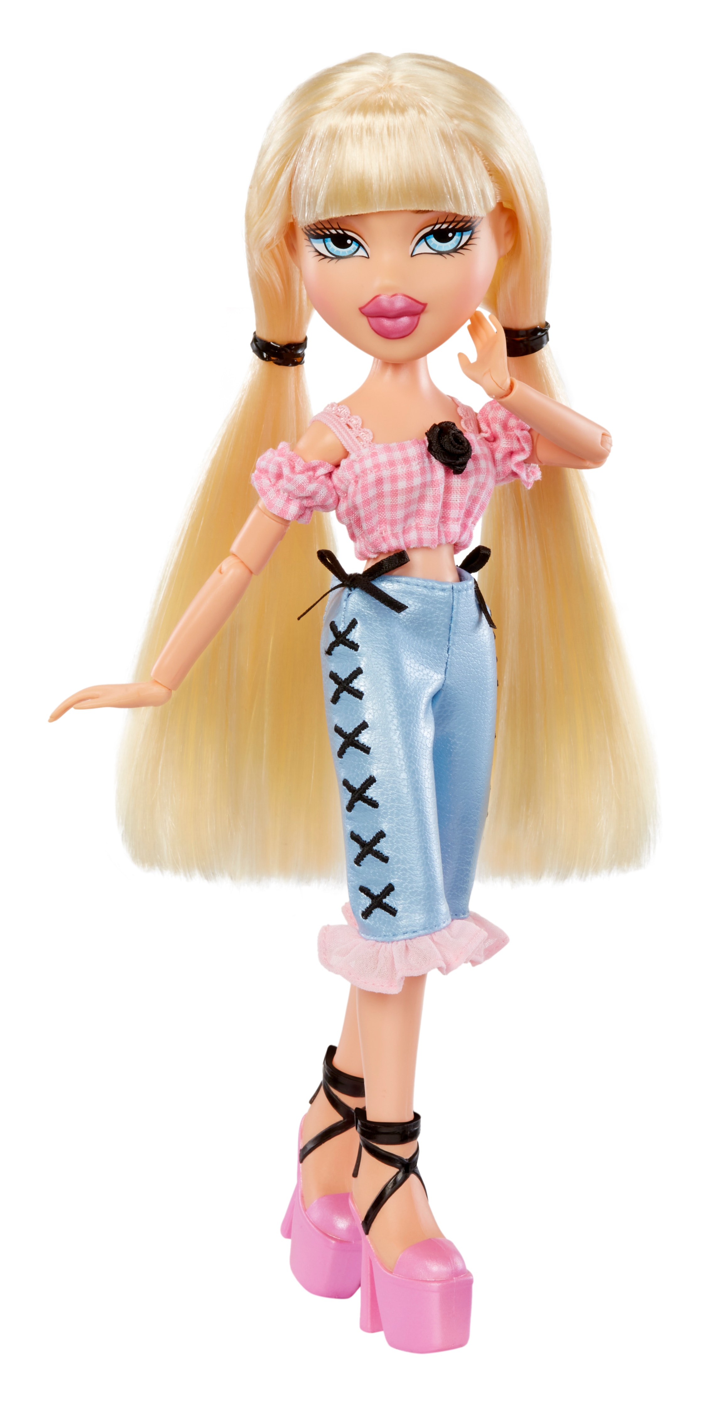 Muñeca Going Out! Doll Cloe Bratz 2