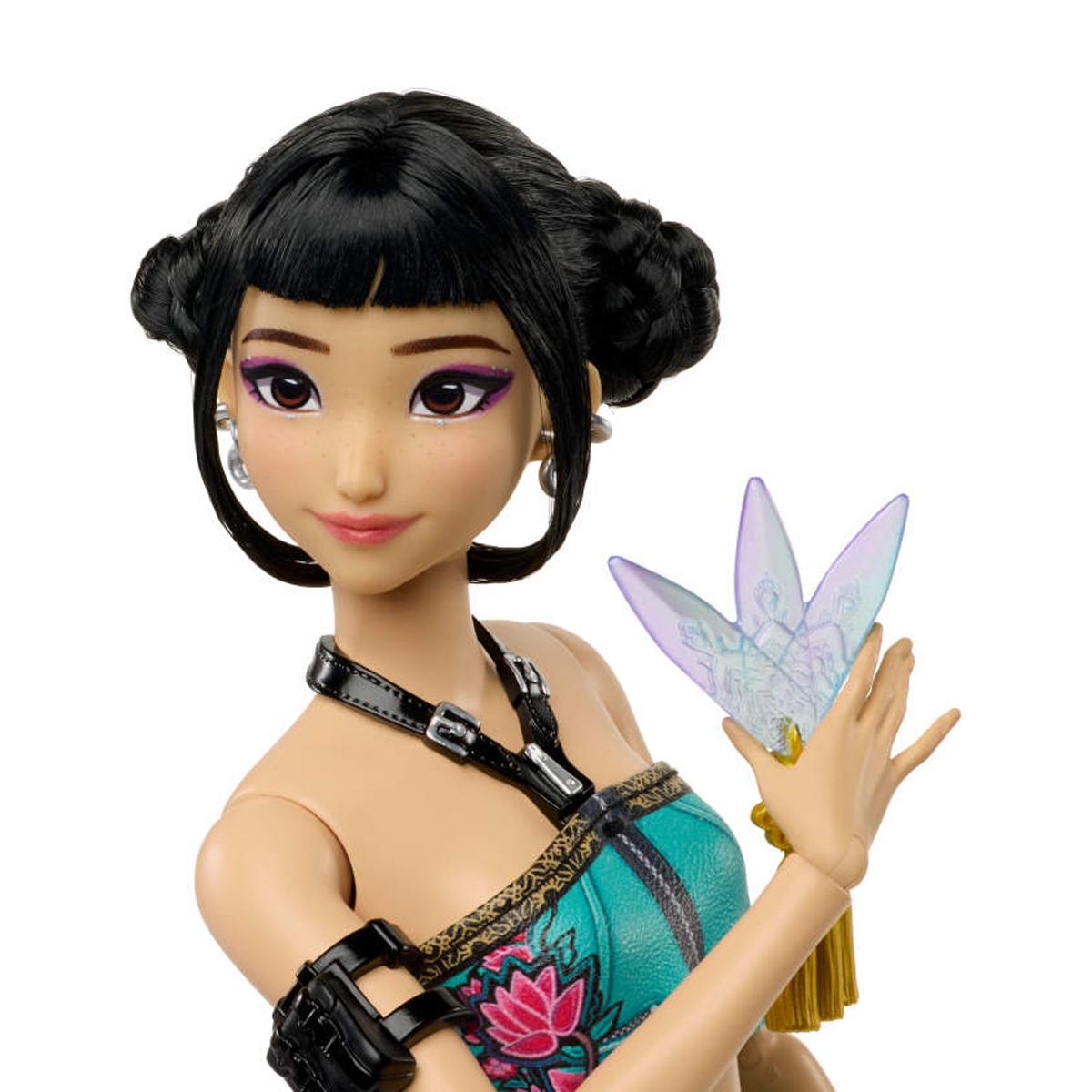 Muñeca K-Pop Zoey How It's Done HUNTR/X con conjunto de actuación y accesorio de cuchillas espirituales Mattel 4