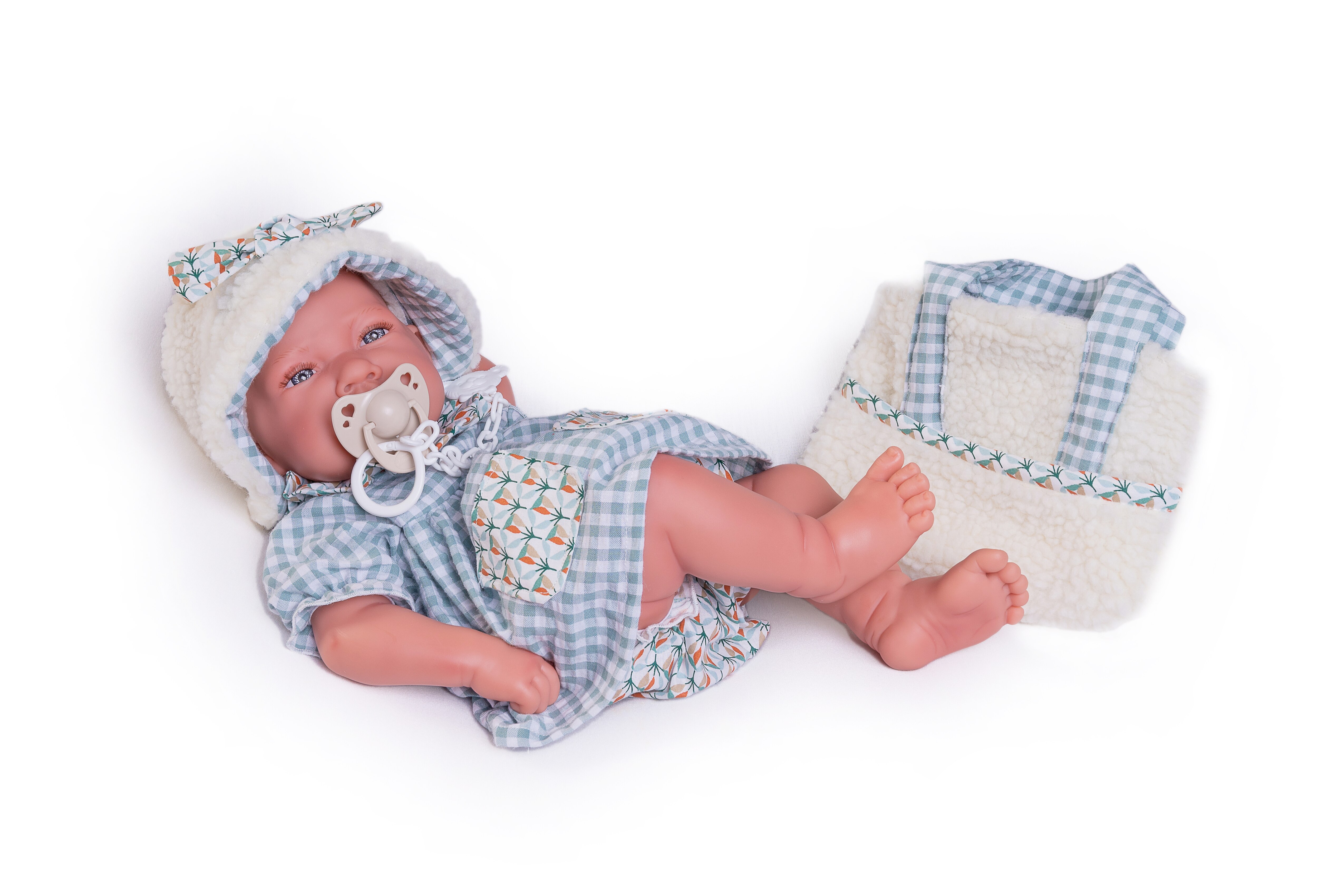 Muñeca Recién Nacida con bolsito de borreguillo Muñecas Antonio Juan 2