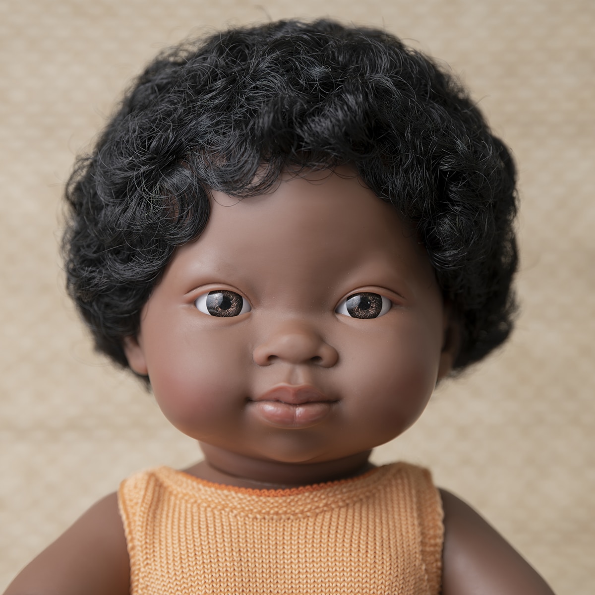 Muñeca africana niña 38 cm Miniland 4