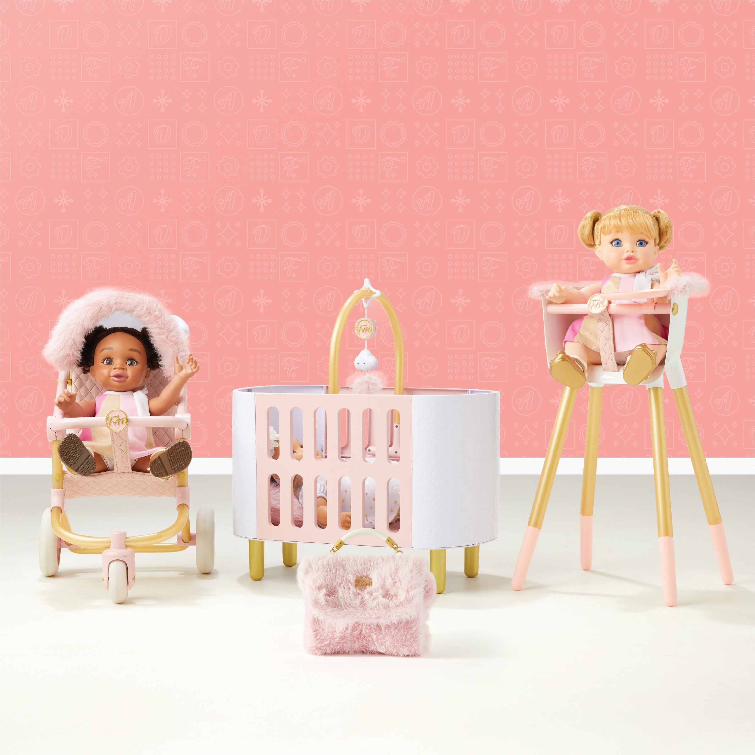 Muñeca toddler Baby rubia F.A.O. Schwarz 4